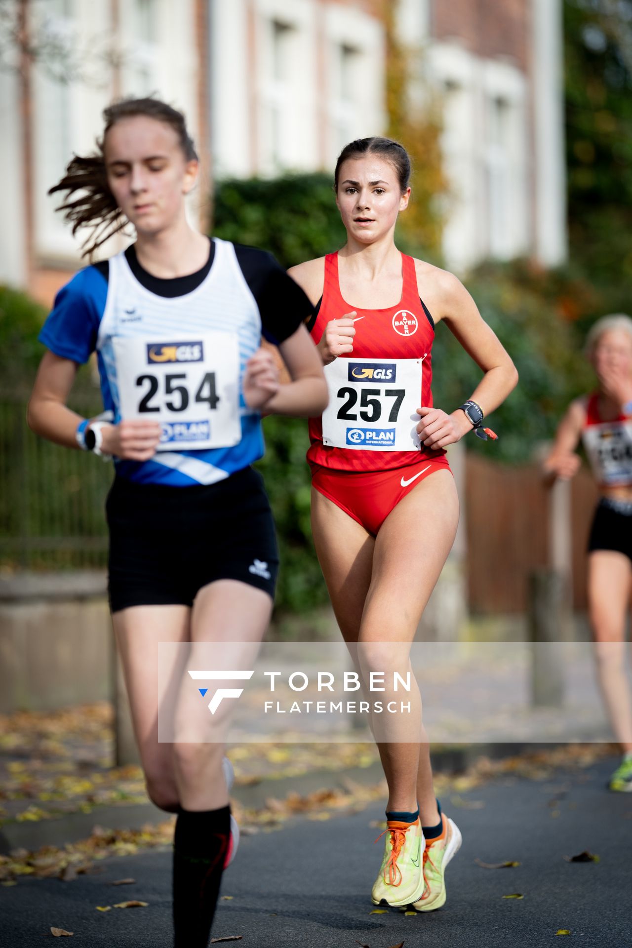 Eva Leifeld (TSV Bayer 04 Leverkusen) am 31.10.2021 waehrend der DM 10km Strasse in Uelzen