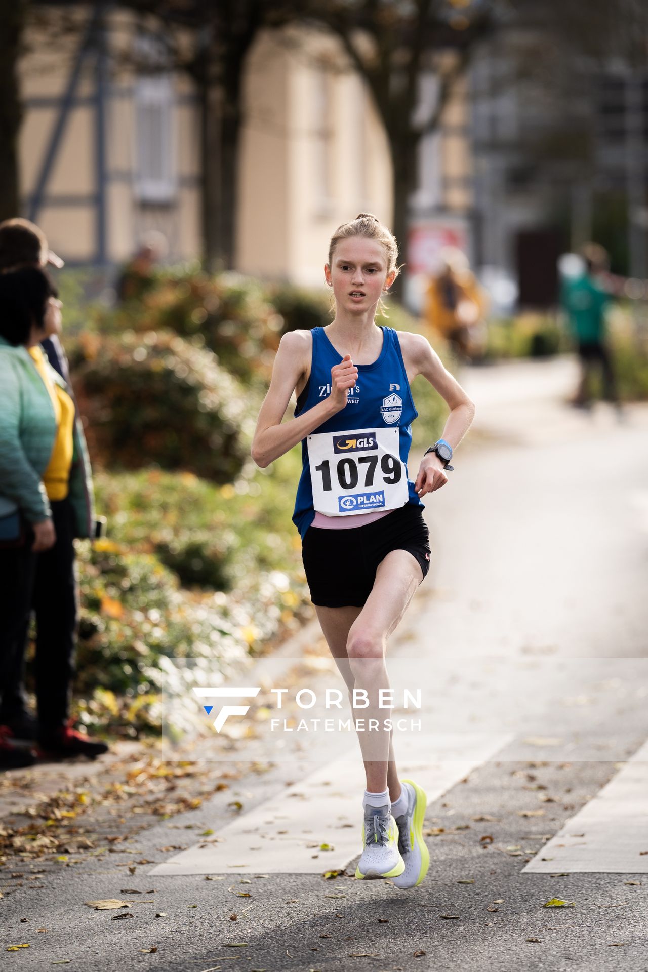 Nele Wellbrock (Leichtathletikclub Kronshagen) am 31.10.2021 waehrend der DM 10km Strasse in Uelzen