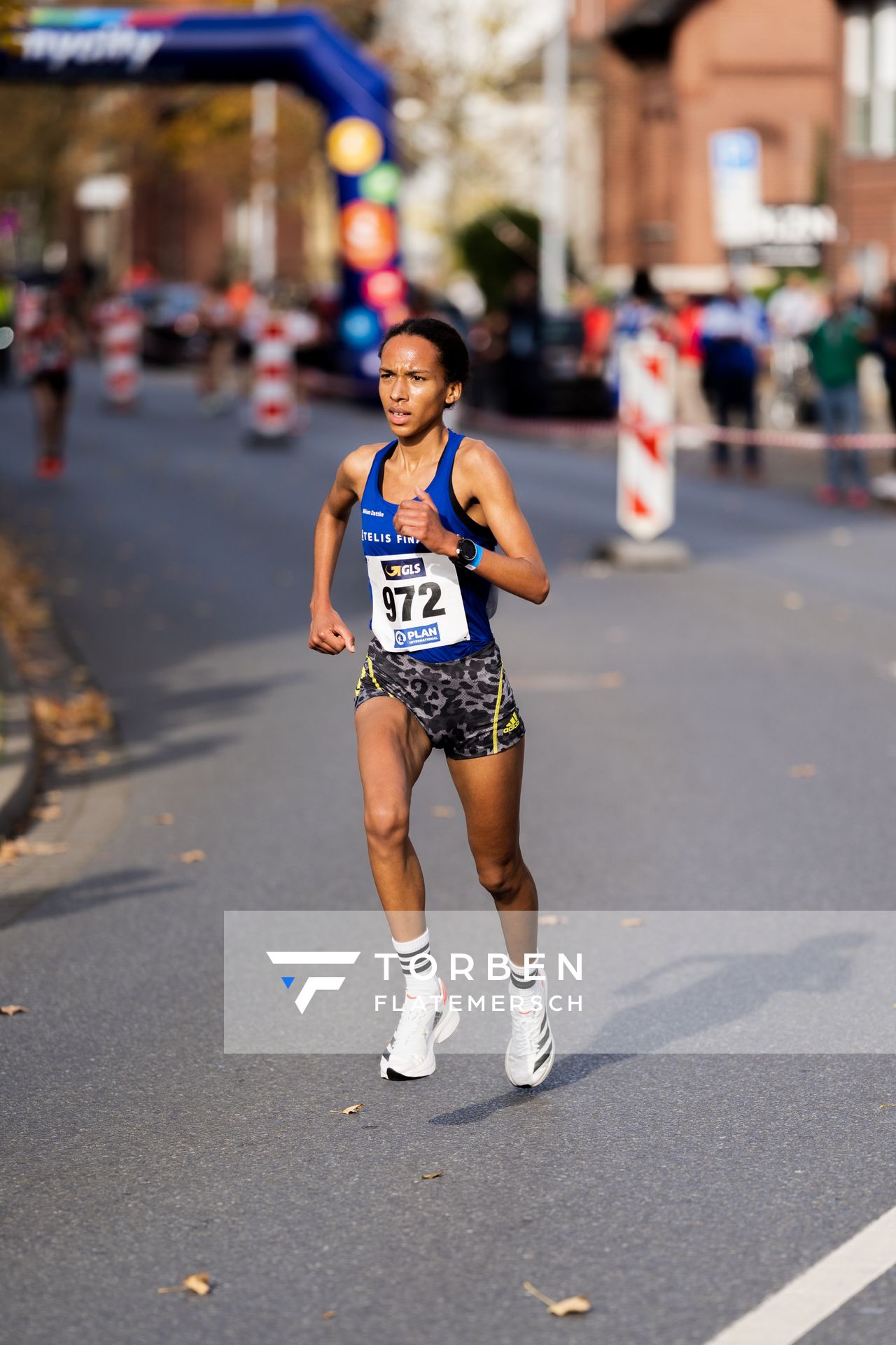 Miriam Dattke (LG TELIS FINANZ Regensburg) am 31.10.2021 waehrend der DM 10km Strasse in Uelzen