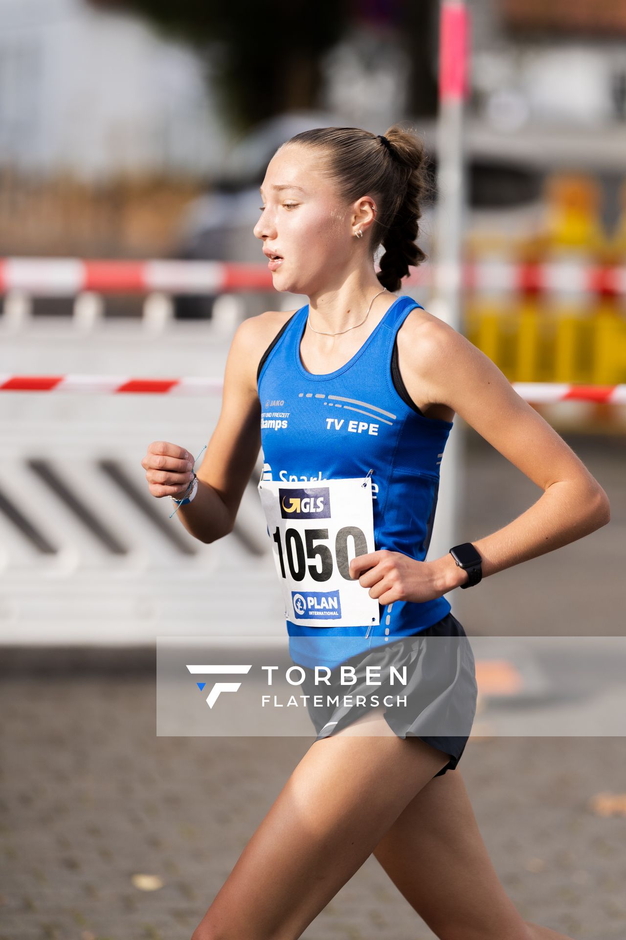 Fabiane Meyer (TV Westfalia Epe) am 31.10.2021 waehrend der DM 10km Strasse in Uelzen