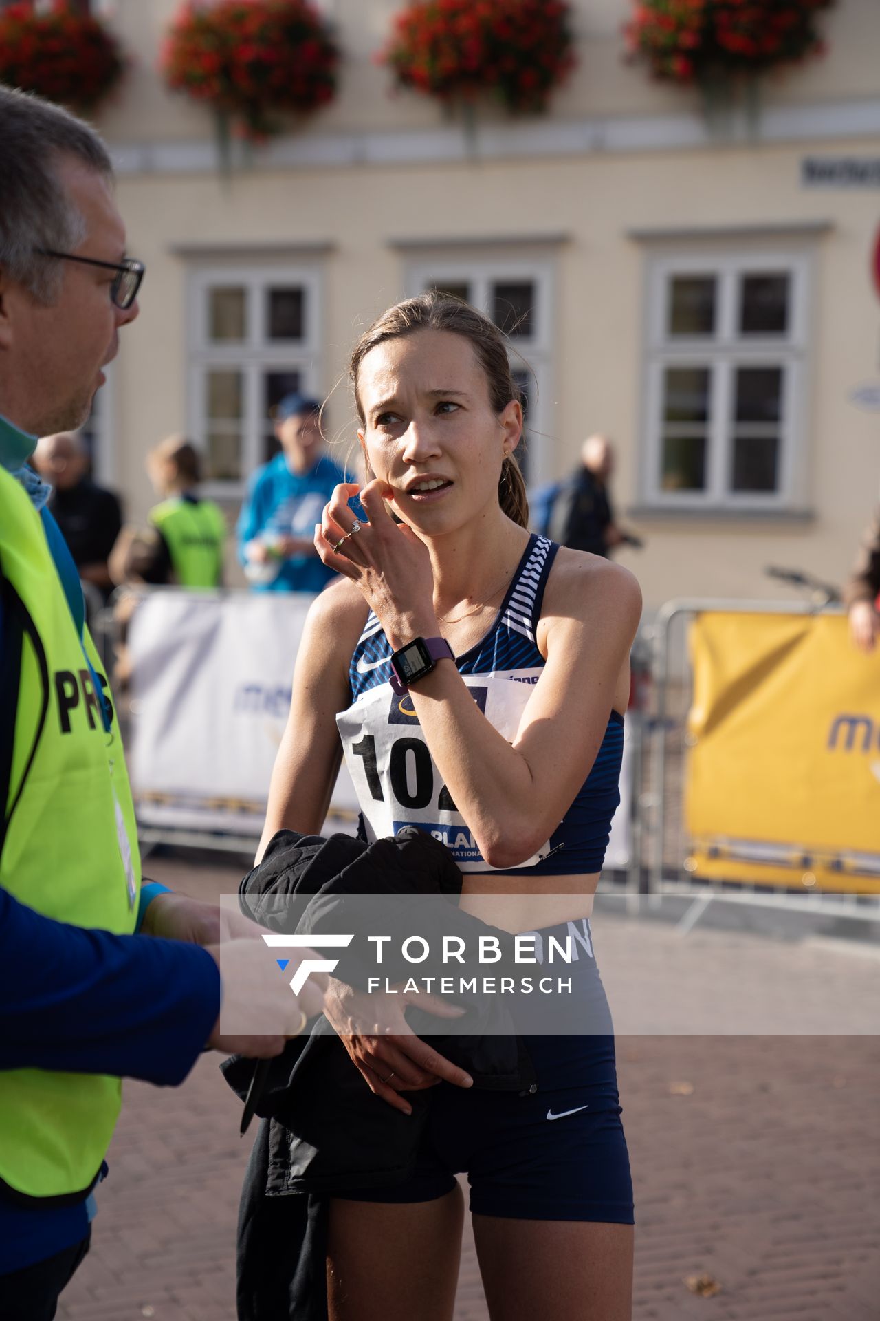 Hanna Klein (LAV Stadtwerke Tuebingen) am 31.10.2021 waehrend der DM 10km Strasse in Uelzen