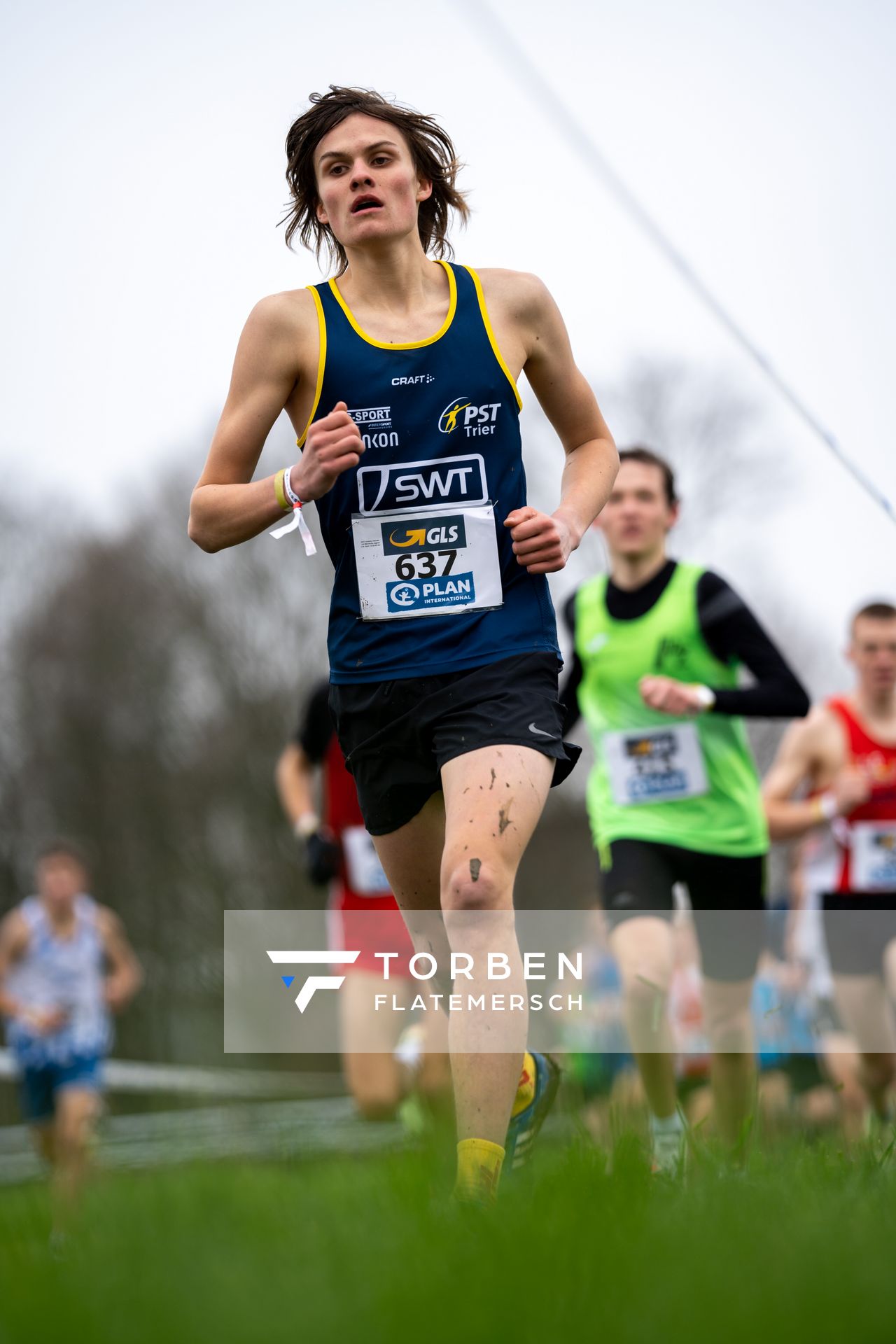Hannes Hubertz (Post-Sportverein Trier) am 18.12.2021 waehrend der deutschen Cross Meisterschaft 2021 in Sonsbeck