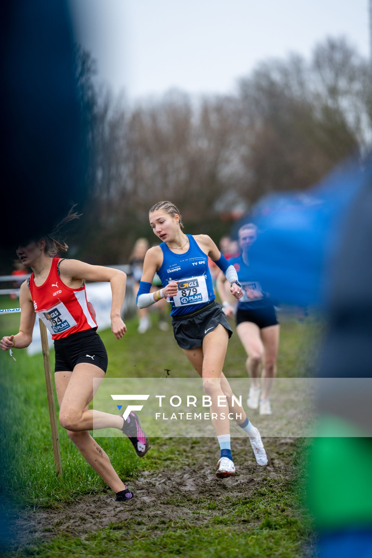 Fabiane Meyer (TV Westfalia Epe) am 18.12.2021 waehrend der deutschen Cross Meisterschaft 2021 in Sonsbeck
