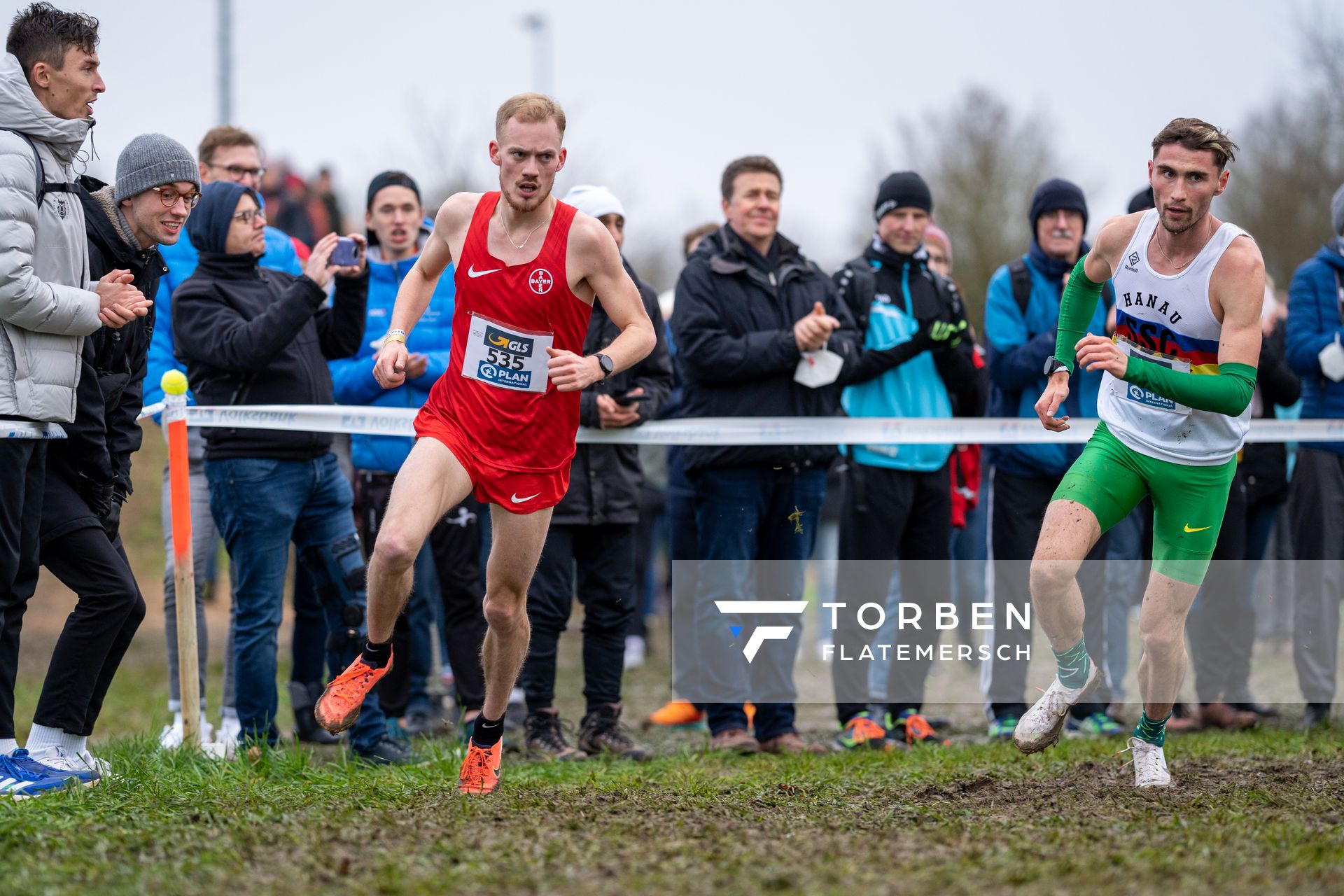 Jonathan Dahlke (TSV Bayer 04 Leverkusen) am 18.12.2021 waehrend der deutschen Cross Meisterschaft 2021 in Sonsbeck
