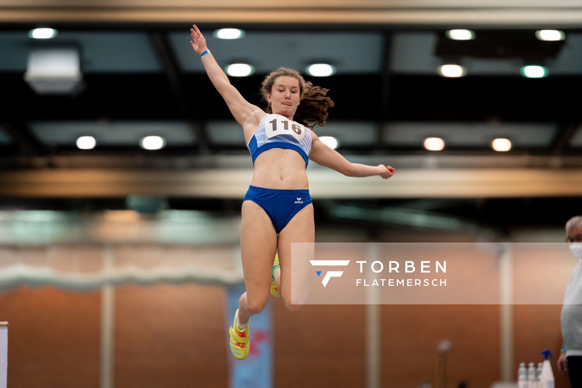 Nele Fasold (LG Weserbergland); Niedersaechsische Hallenmeisterschaften am 22.01.2022 in der Leichtathletikhalle im Sportleistungszentrum Hannover