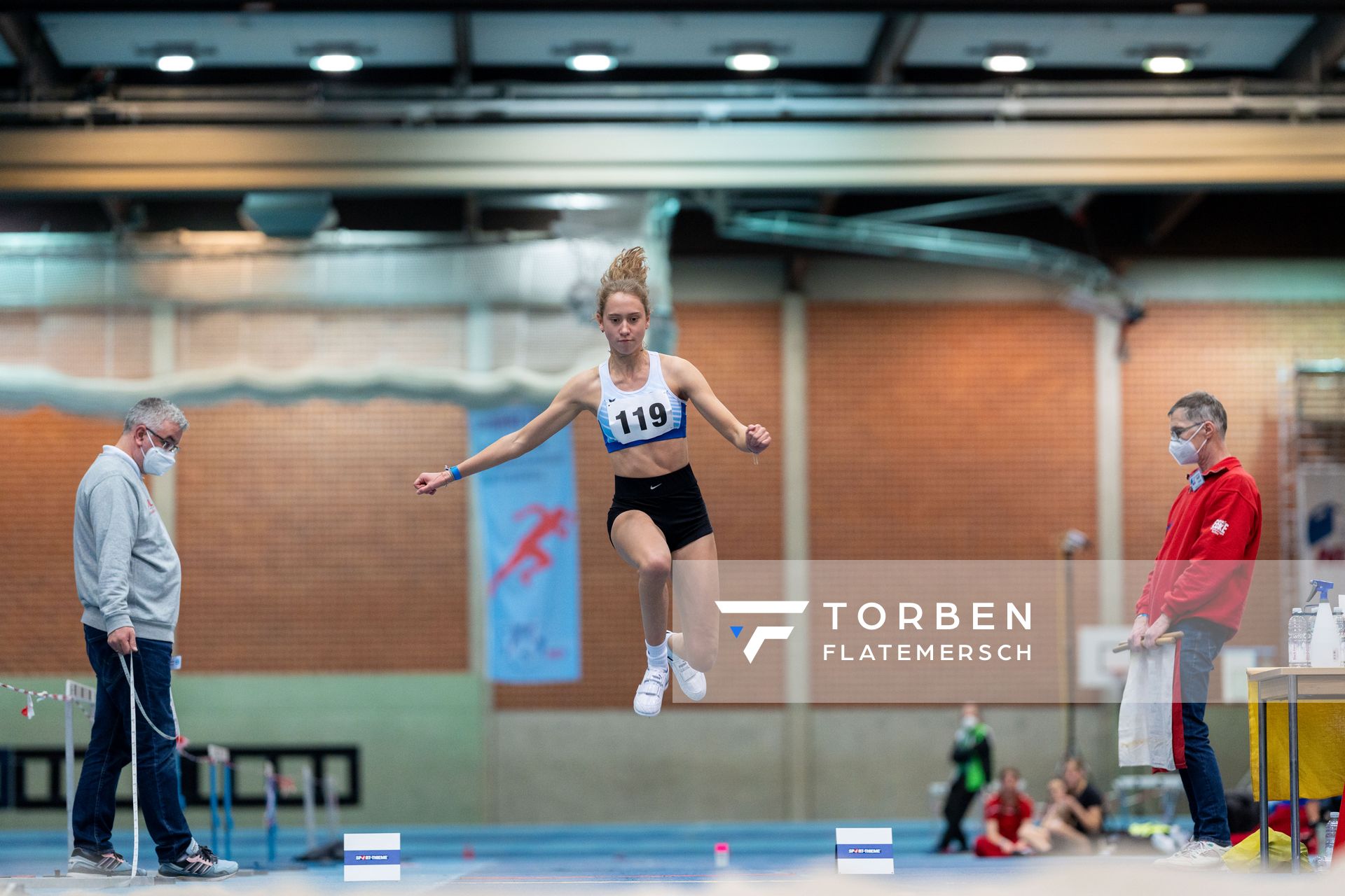 Lotta-Henrike Werner (LG Weserbergland); Niedersaechsische Hallenmeisterschaften am 22.01.2022 in der Leichtathletikhalle im Sportleistungszentrum Hannover