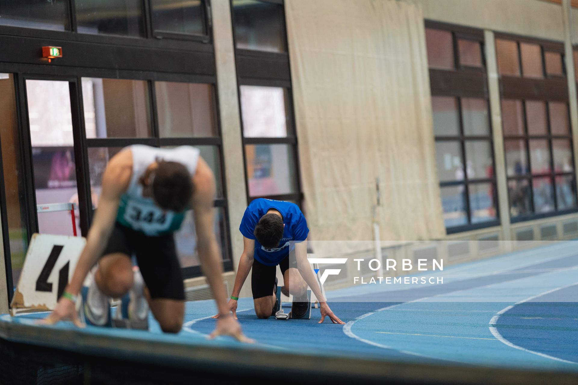 Laurenz Badenhop (TV Jahn Walsrode) ueber 400m bei den niedersaechsischen Hallenmeisterschaften am 05.02.2022 in der Leichtathletikhalle im Sportleistungszentrum Hannover