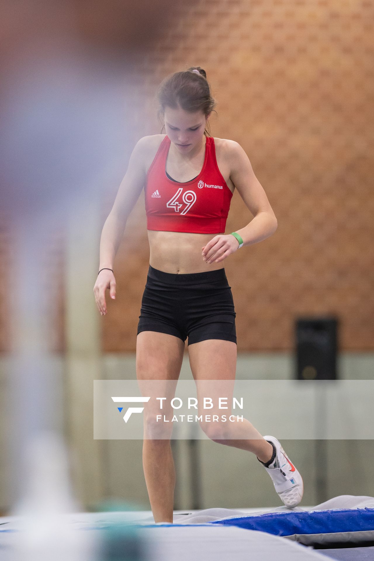 Henry Kotlarz (VfL Eintracht Hannover) bei den niedersaechsischen Hallenmeisterschaften am 05.02.2022 in der Leichtathletikhalle im Sportleistungszentrum Hannover