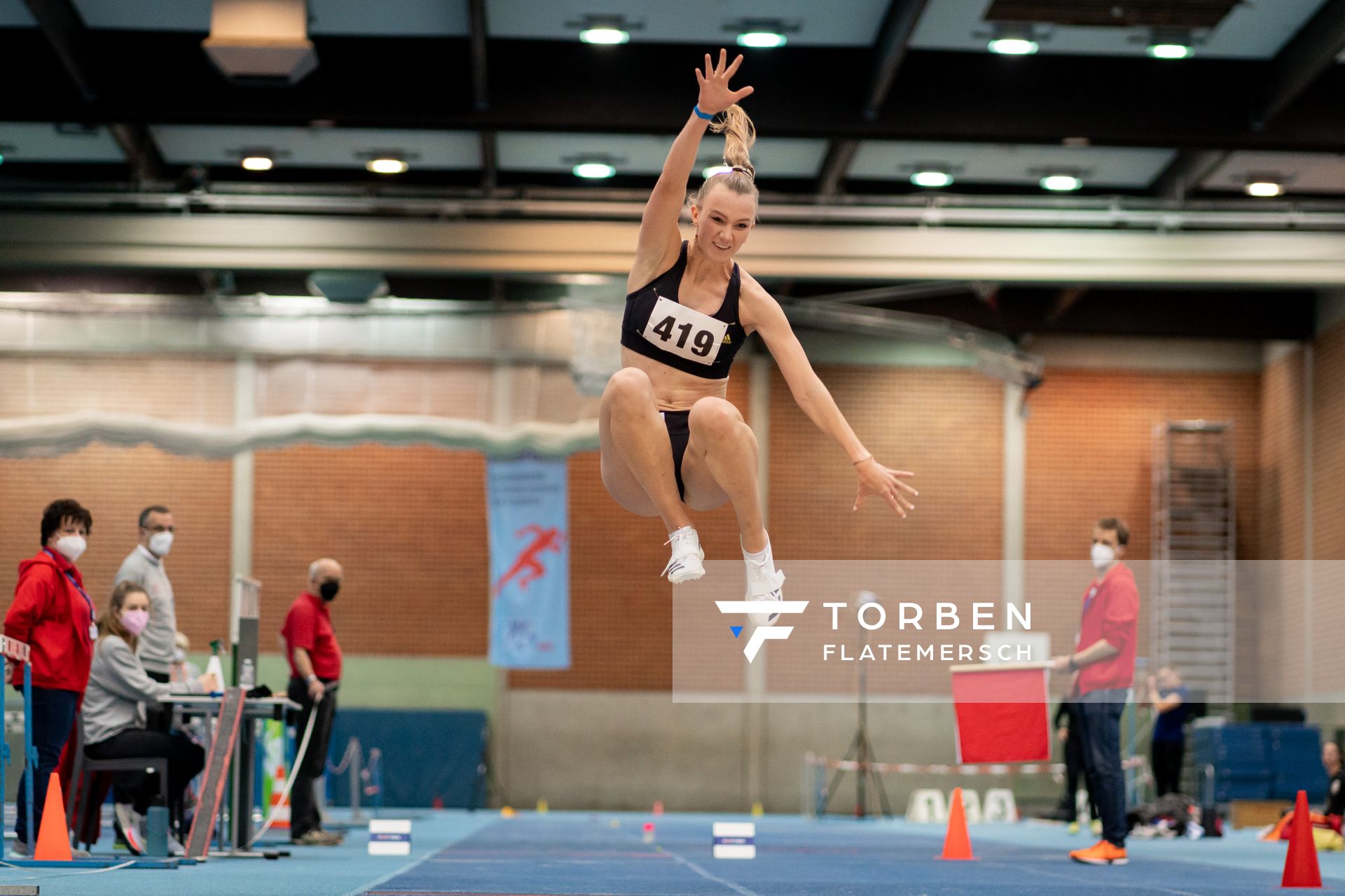 Kira Wittmann (LG Goettingen) bei den niedersaechsischen Hallenmeisterschaften am 06.02.2022 in der Leichtathletikhalle im Sportleistungszentrum Hannover