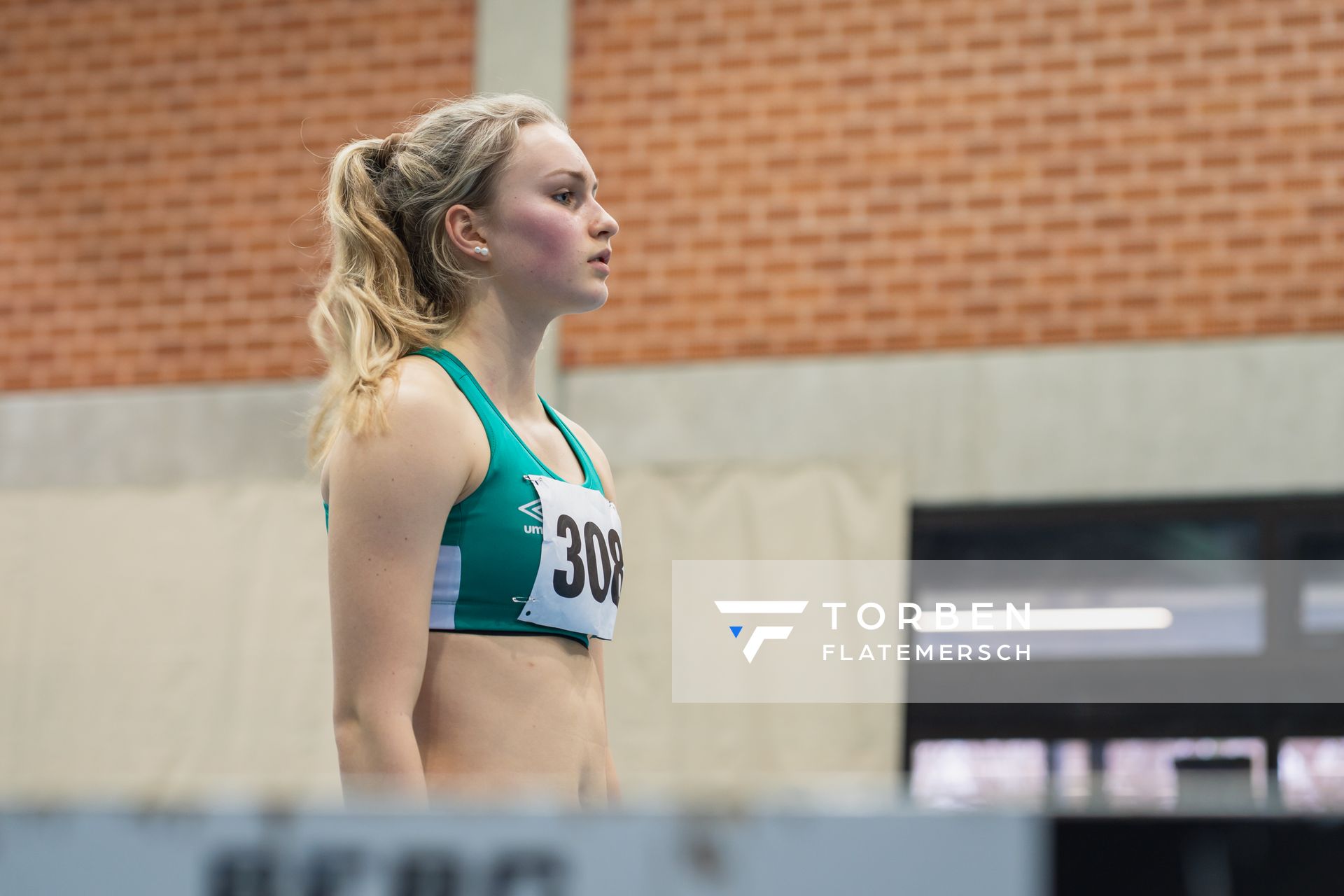 Hannah Fricke (SV Werder Bremen) bei den niedersaechsischen Hallenmeisterschaften am 06.02.2022 in der Leichtathletikhalle im Sportleistungszentrum Hannover