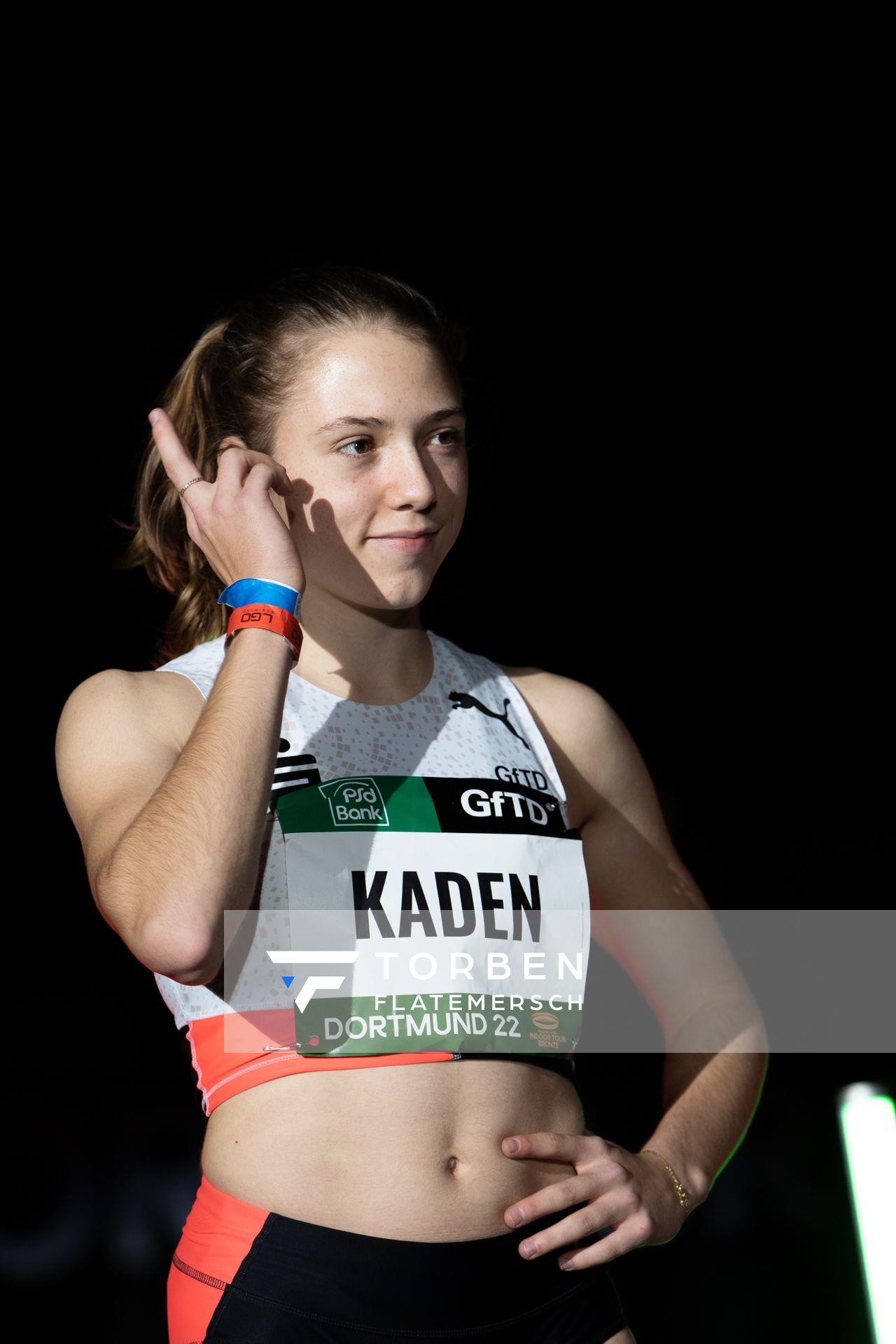 Lilly Kaden (LG Olympia Dortmund) am 12.02.2022 beim PSD Bank Indoor Meeting in der Helmut-Körnig-Halle in Dortmund