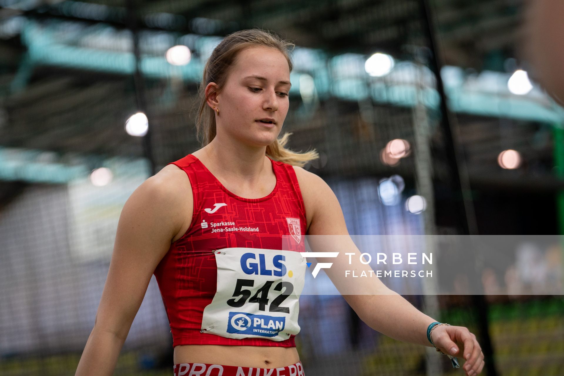 Chantal Rimke (LC Jena) im Kugelstossen am 19.02.2022 waehrend der Deutsche Jugend-Hallenmeisterschaften U20 im Glaspalast in Sindelfingen