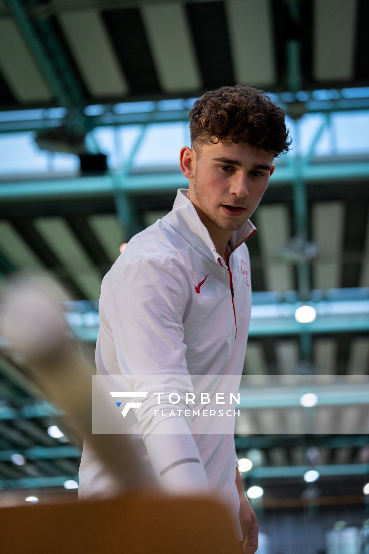 Luke Zenker (TSV Bayer 04 Leverkusen) am 19.02.2022 waehrend der Deutsche Jugend-Hallenmeisterschaften U20 im Glaspalast in Sindelfingen