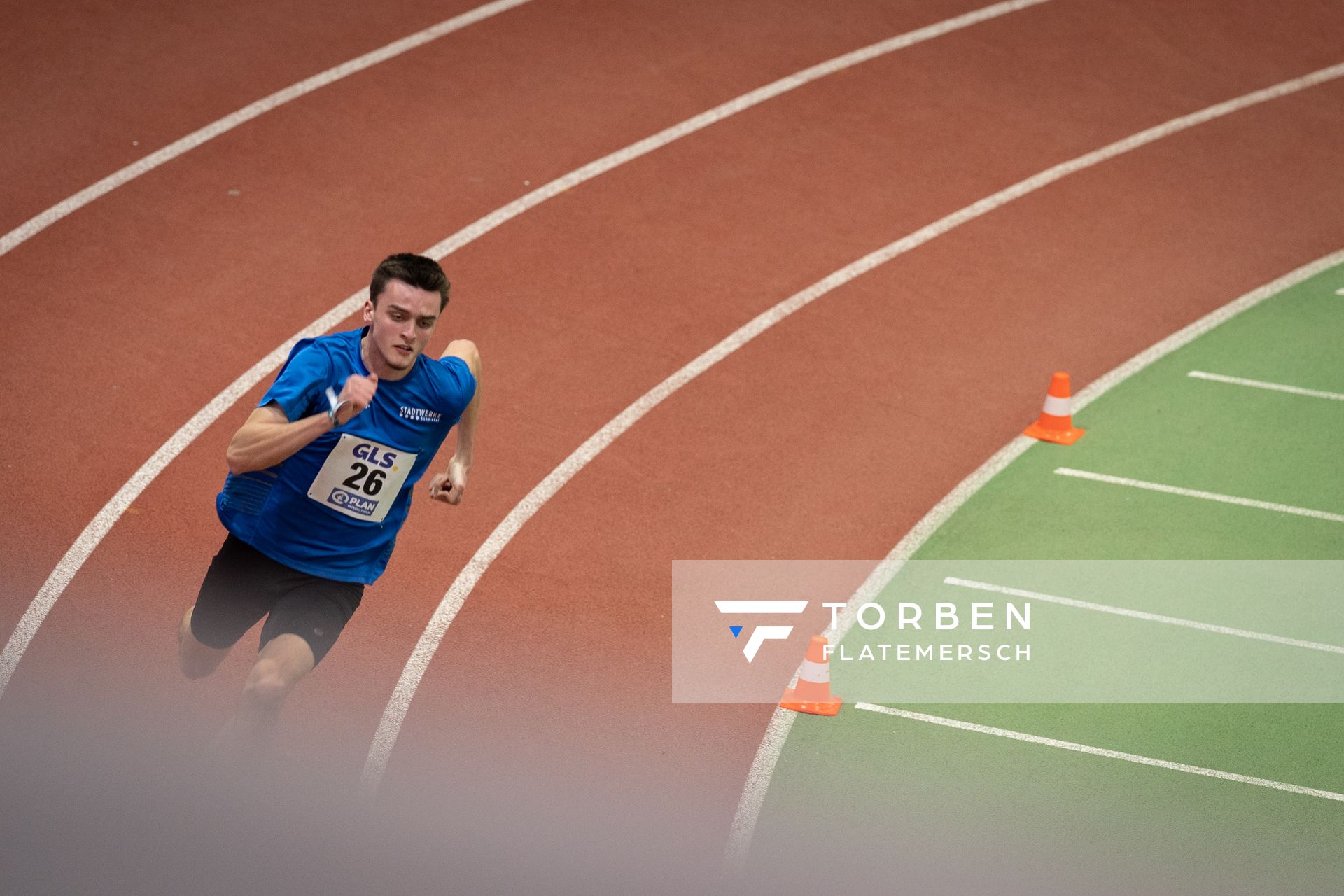 Laurenz Badenhop (TV Jahn Walsrode) im 400m Vorlauf am 19.02.2022 waehrend der Deutsche Jugend-Hallenmeisterschaften U20 im Glaspalast in Sindelfingen