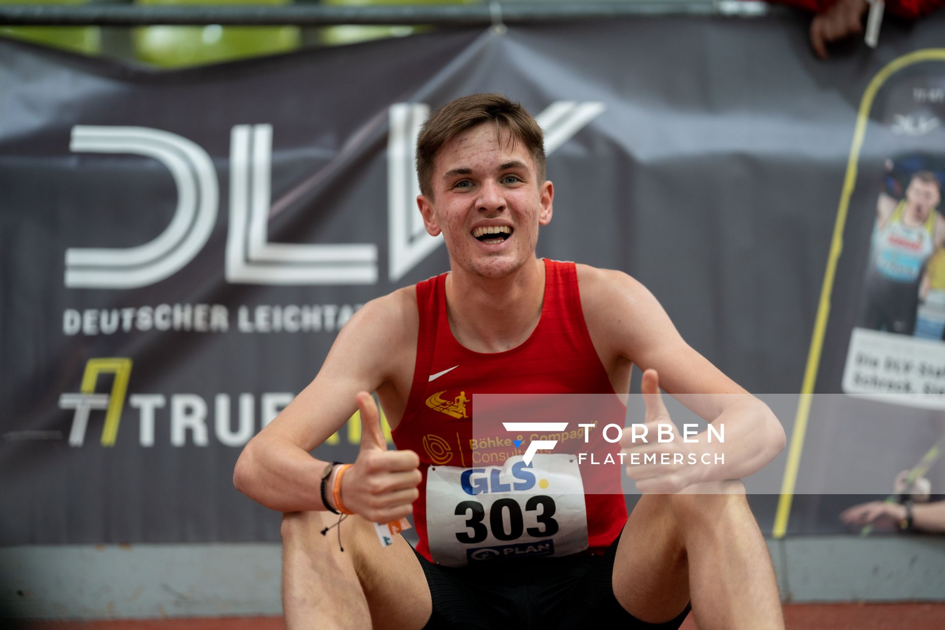 Tim Kalies (Braunschweiger Laufclub) am 20.02.2022 waehrend der Deutschen Jugend-Hallenmeisterschaften U20 im Glaspalast in Sindelfingen