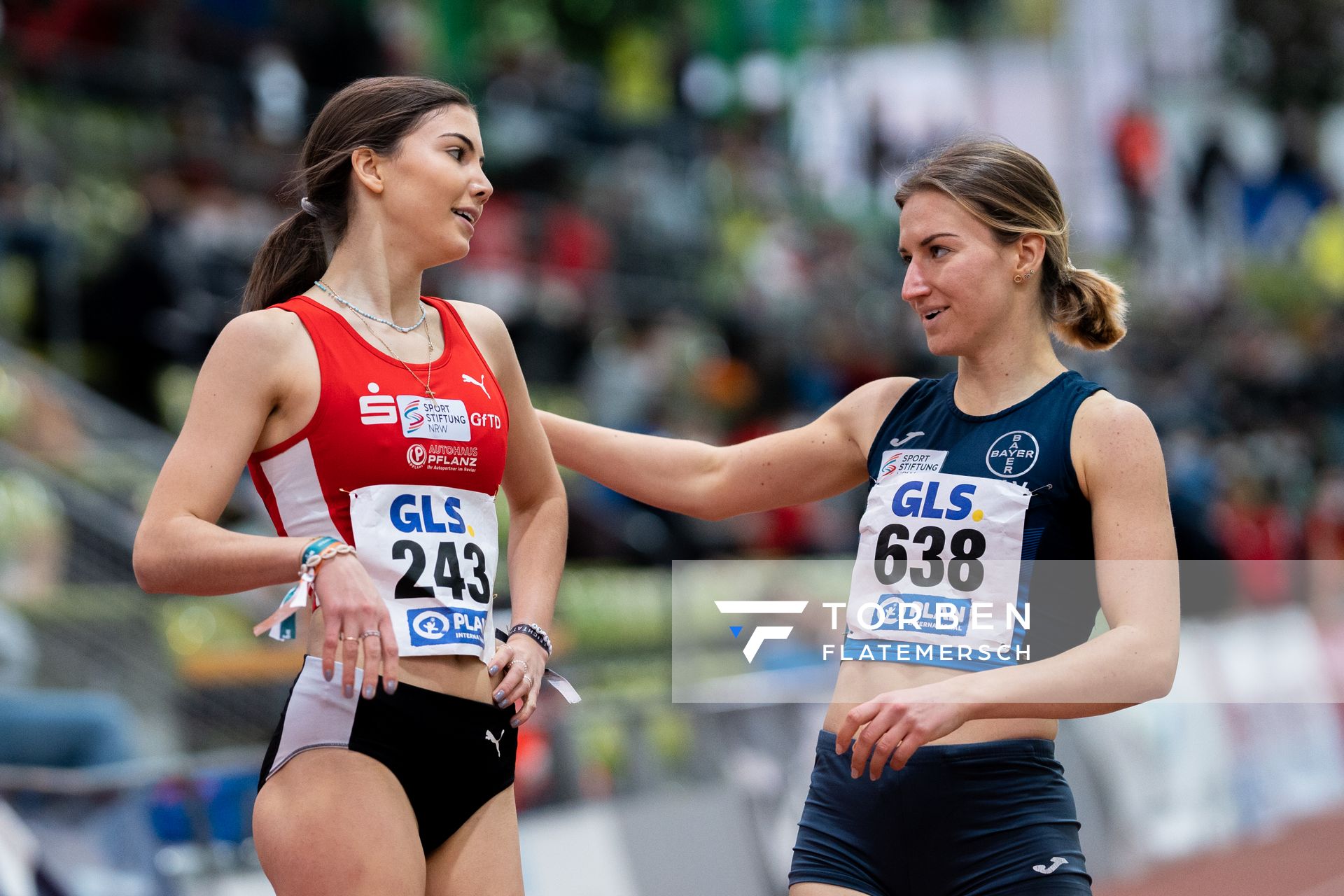 Anna Malia Hense (LG Olympia Dortmund) am 20.02.2022 waehrend der Deutschen Jugend-Hallenmeisterschaften U20 im Glaspalast in Sindelfingen