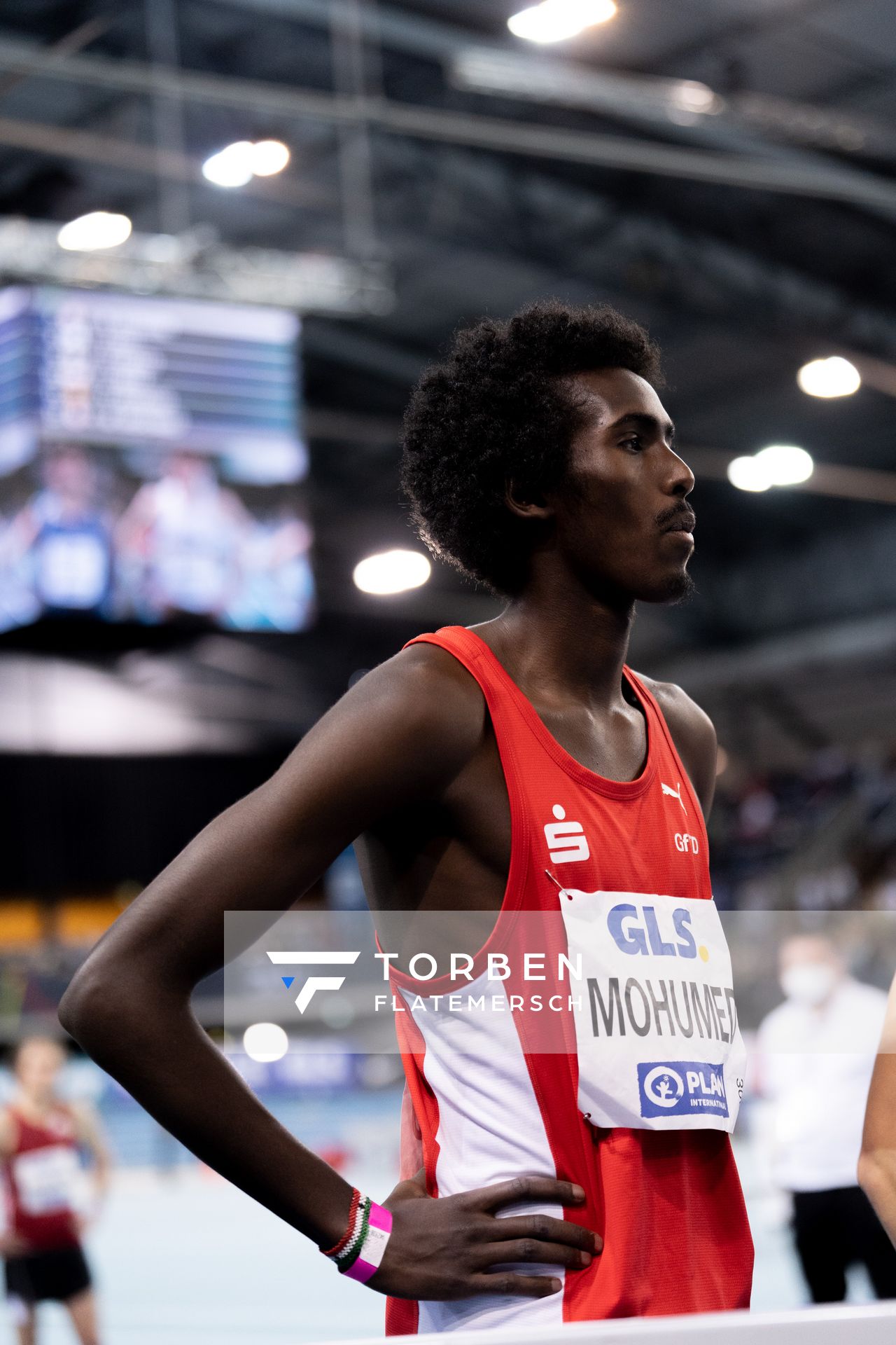 Mohamed Mohumed (LG Olympia Dortmund) am 27.02.2022 waehrend der Deutschen Leichtathletik-Hallenmeisterschaften (Tag 2) in der Quarterback Immobilien Arena in Leipzig