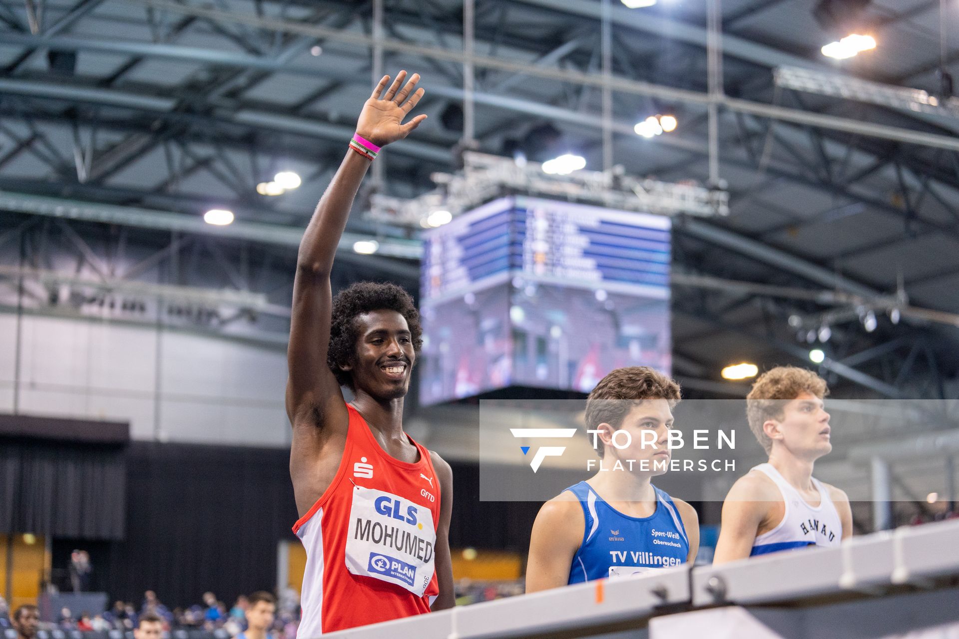 Mohamed Mohumed (LG Olympia Dortmund) am 27.02.2022 waehrend der Deutschen Leichtathletik-Hallenmeisterschaften (Tag 2) in der Quarterback Immobilien Arena in Leipzig