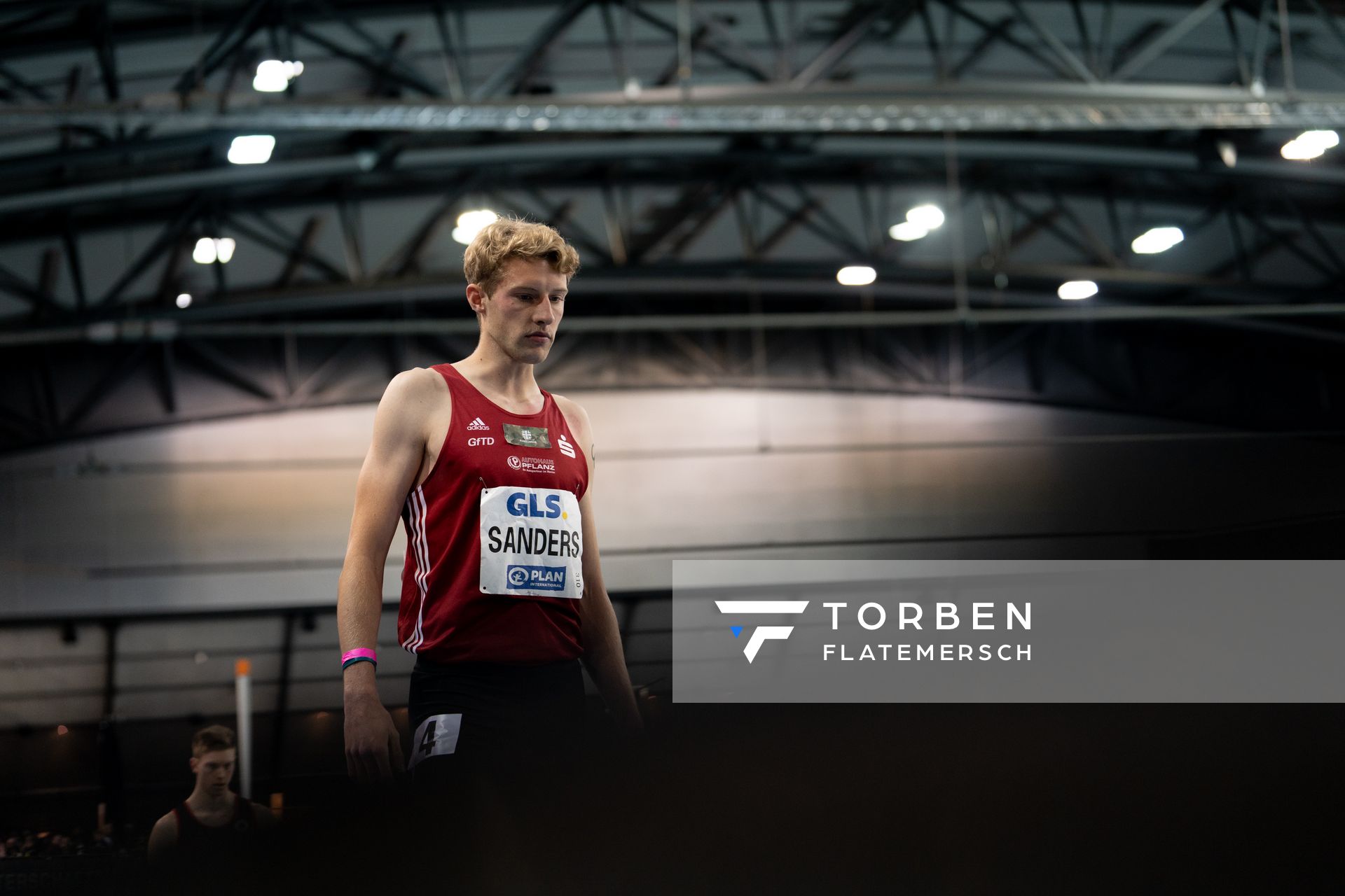 Manuel Sanders (LG Olympia Dortmund) im 400m Finale am 27.02.2022 waehrend der Deutschen Leichtathletik-Hallenmeisterschaften (Tag 2) in der Quarterback Immobilien Arena in Leipzig