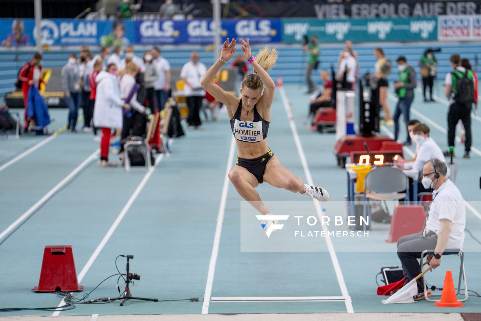 Merle Homeier (LG Goettingen) am 27.02.2022 waehrend der Deutschen Leichtathletik-Hallenmeisterschaften (Tag 2) in der Quarterback Immobilien Arena in Leipzig