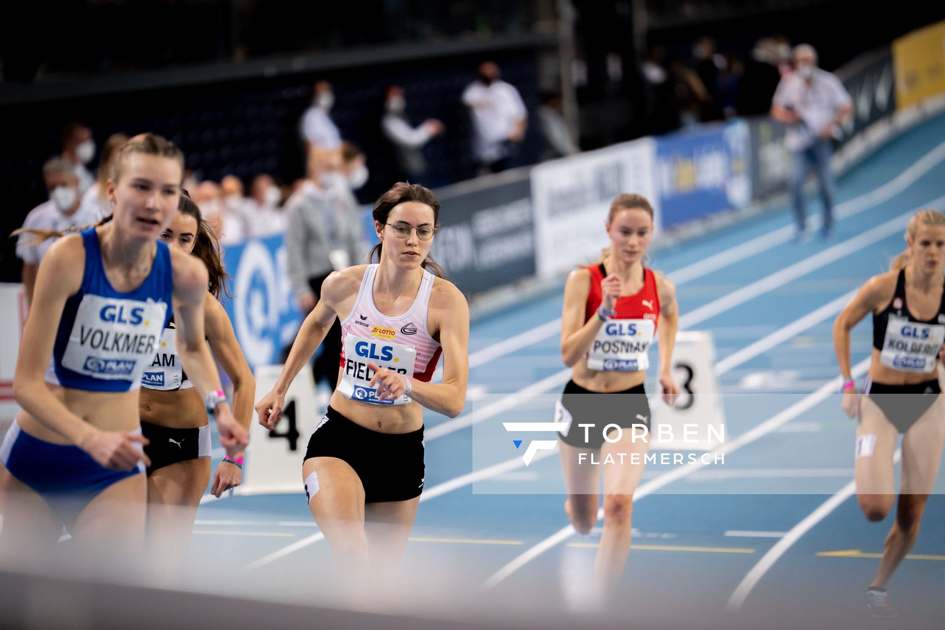 Radha Fiedler (LG Rhein-Wied) am 27.02.2022 waehrend der Deutschen Leichtathletik-Hallenmeisterschaften (Tag 2) in der Quarterback Immobilien Arena in Leipzig