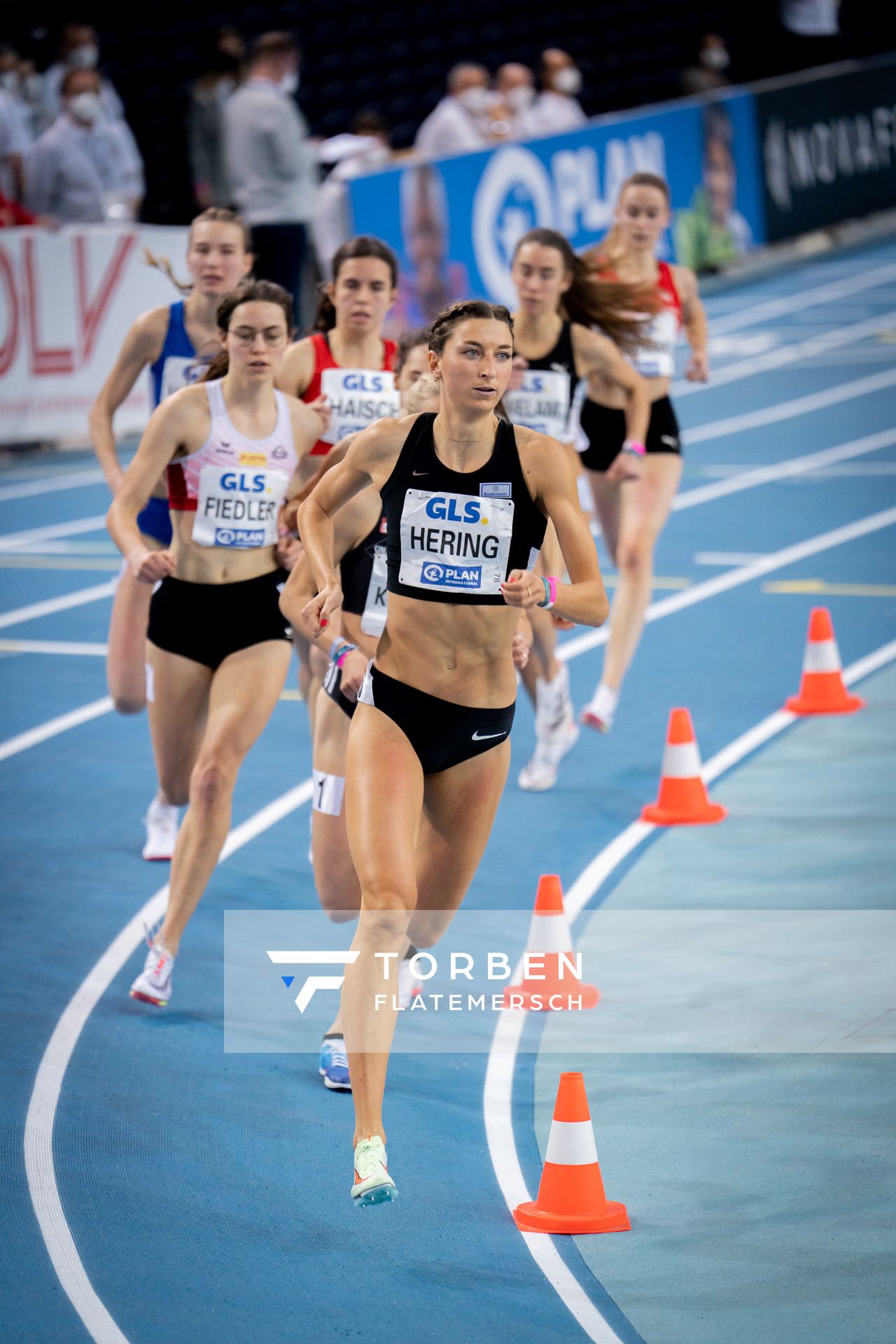 Christina Hering (LG Stadtwerke Muenchen) am 27.02.2022 waehrend der Deutschen Leichtathletik-Hallenmeisterschaften (Tag 2) in der Quarterback Immobilien Arena in Leipzig