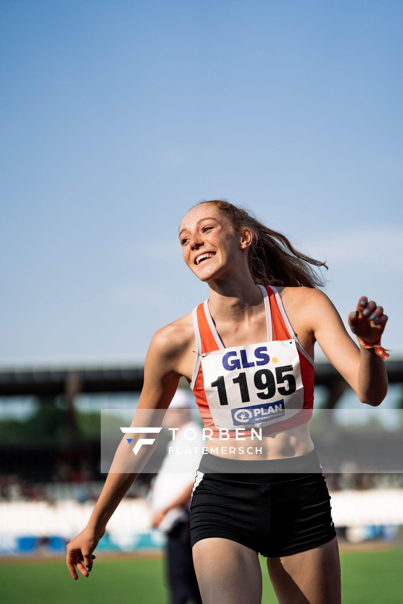 Lenia Kurrle (TSV Gomaringen) im Dreisprung am 15.07.2022 waehrend den deutschen Leichtathletik-Jugendmeisterschaften 2022 in Ulm