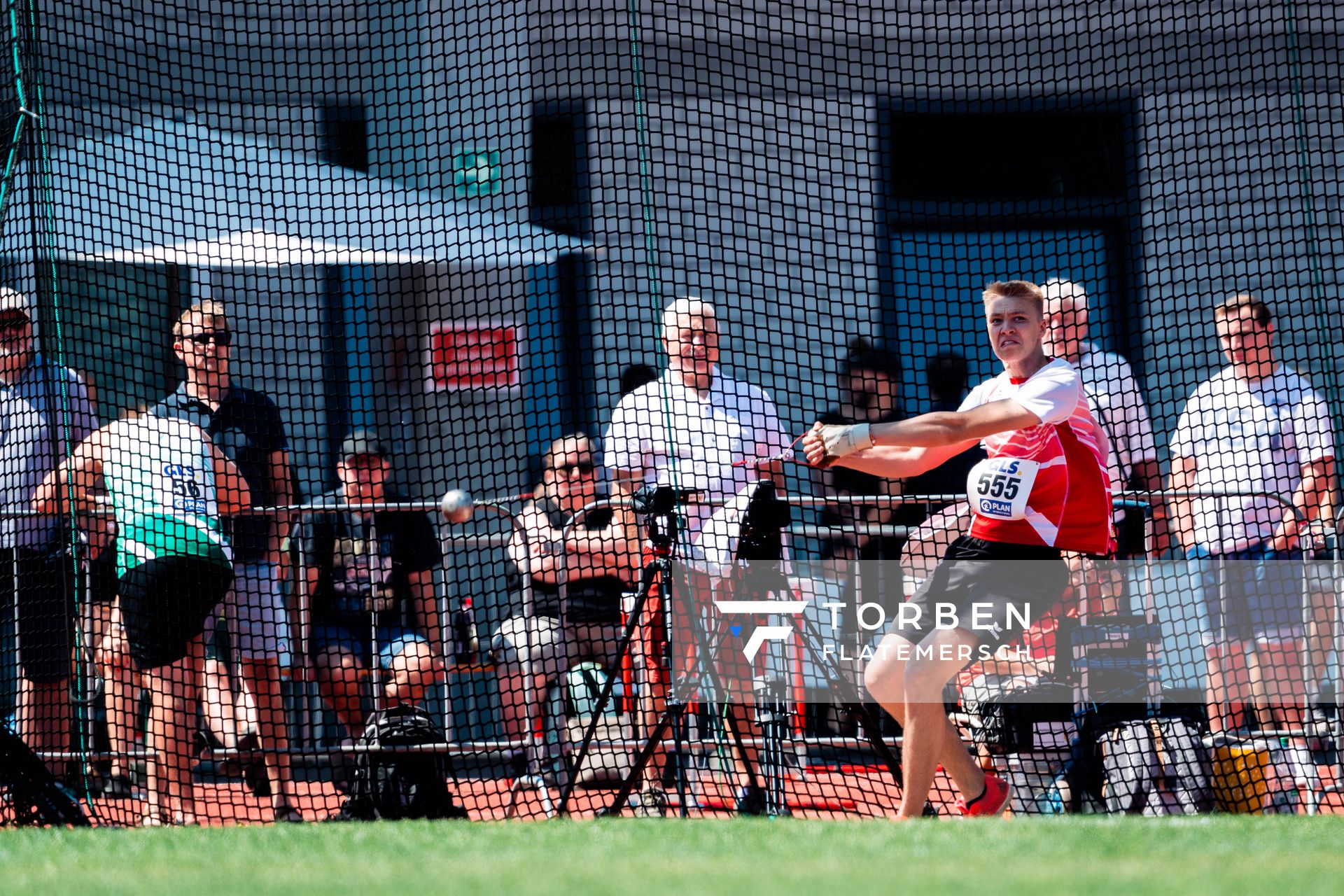 Lennart Hundertmark (Einbecker SV) beim Hammerwurf am 16.07.2022 waehrend den deutschen Leichtathletik-Jugendmeisterschaften 2022 in Ulm
