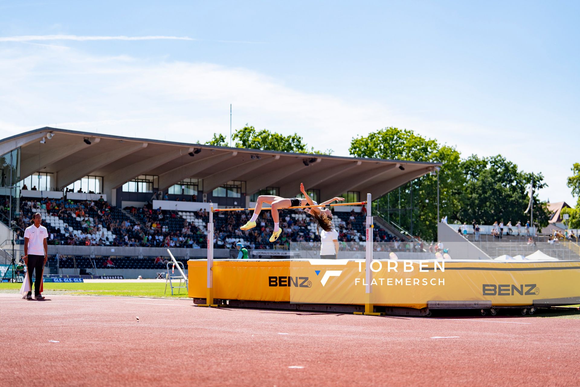 Sophia Ludwig (Hannover 96) im Hochsprung am 16.07.2022 waehrend den deutschen Leichtathletik-Jugendmeisterschaften 2022 in Ulm