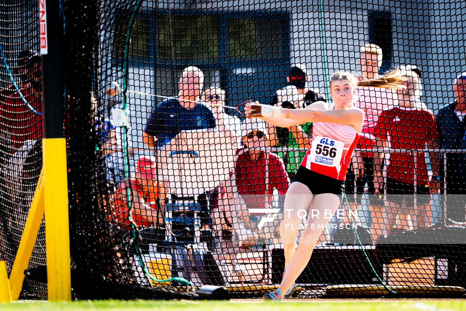 Lara Hundertmark (Einbecker SV) im Hammerwurf am 16.07.2022 waehrend den deutschen Leichtathletik-Jugendmeisterschaften 2022 in Ulm