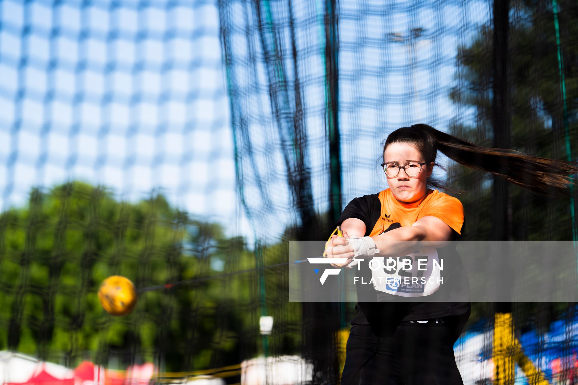 Zoe Niemann (TSV Kitzscher) im Hammerwurf am 16.07.2022 waehrend den deutschen Leichtathletik-Jugendmeisterschaften 2022 in Ulm