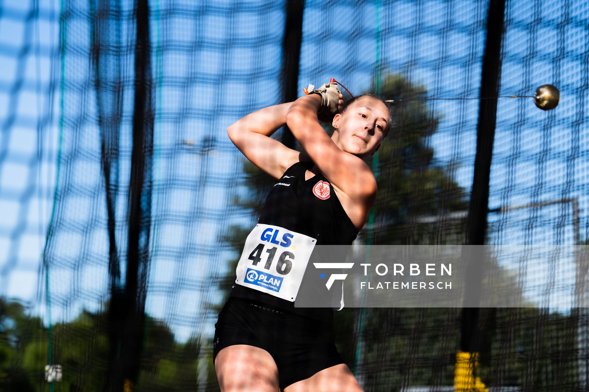 Larissa Rollberg (Eintracht Frankfurt e.V.) im Hammerwurf am 16.07.2022 waehrend den deutschen Leichtathletik-Jugendmeisterschaften 2022 in Ulm