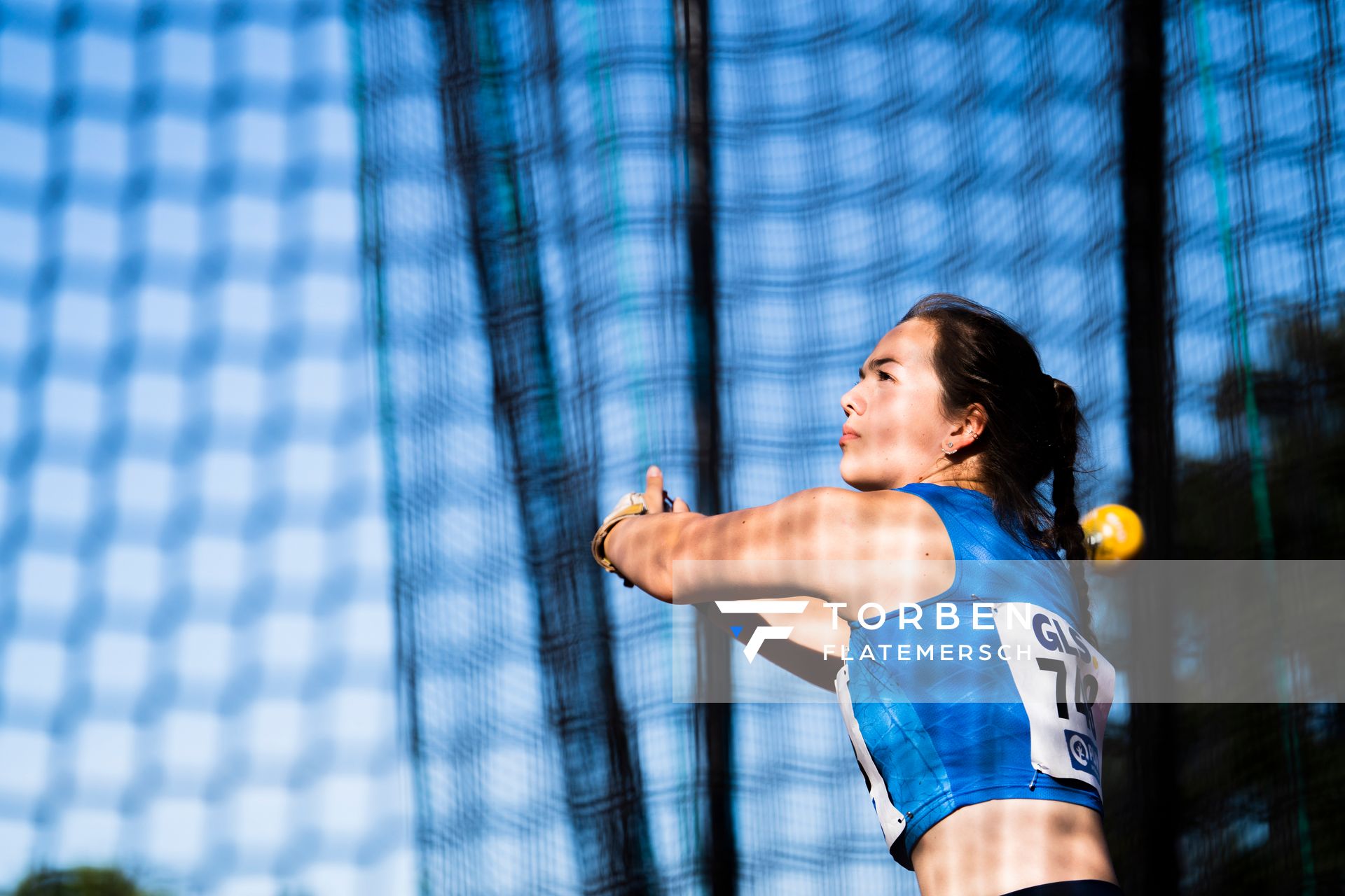 Nele Frisch (LAV Bayer Uerdingen/Dormagen) im Hammerwurf am 16.07.2022 waehrend den deutschen Leichtathletik-Jugendmeisterschaften 2022 in Ulm