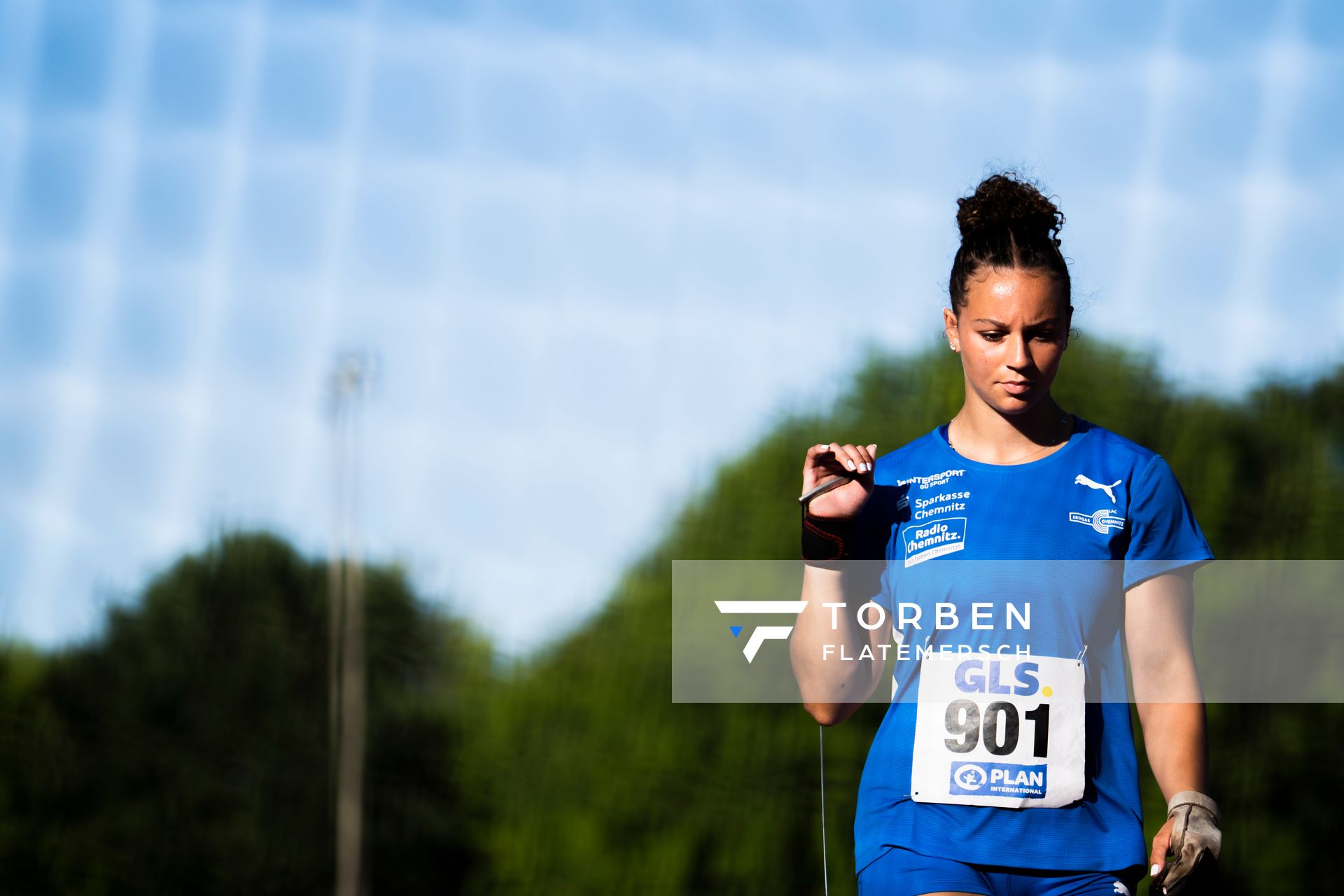 Jada Julien (LAC Erdgas Chemnitz) im Hammerwurf am 16.07.2022 waehrend den deutschen Leichtathletik-Jugendmeisterschaften 2022 in Ulm