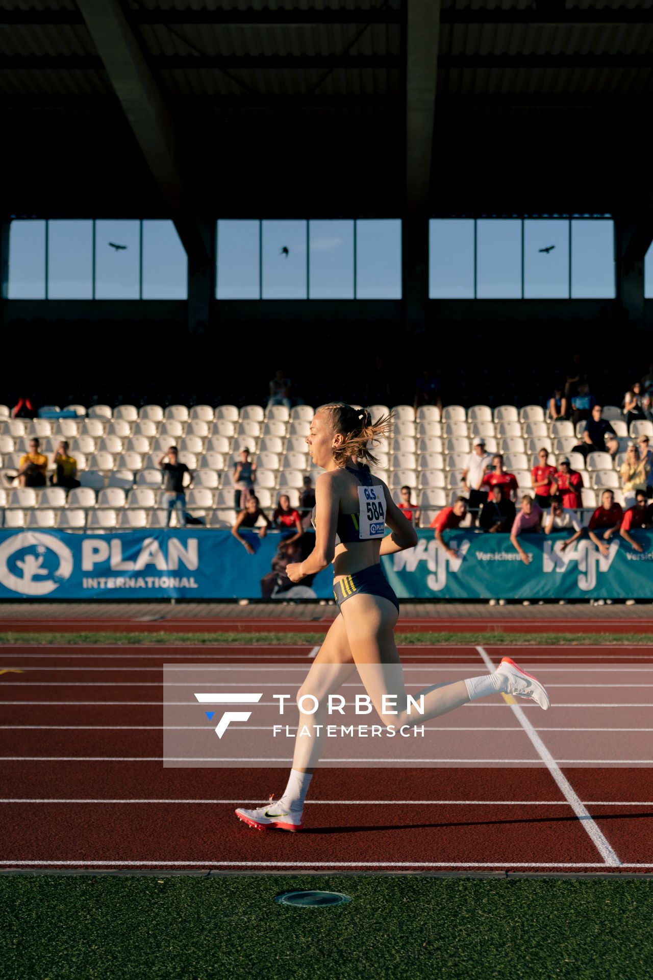 Carolin Hinrichs (VfL Loeningen) am 16.07.2022 waehrend den deutschen Leichtathletik-Jugendmeisterschaften 2022 in Ulm