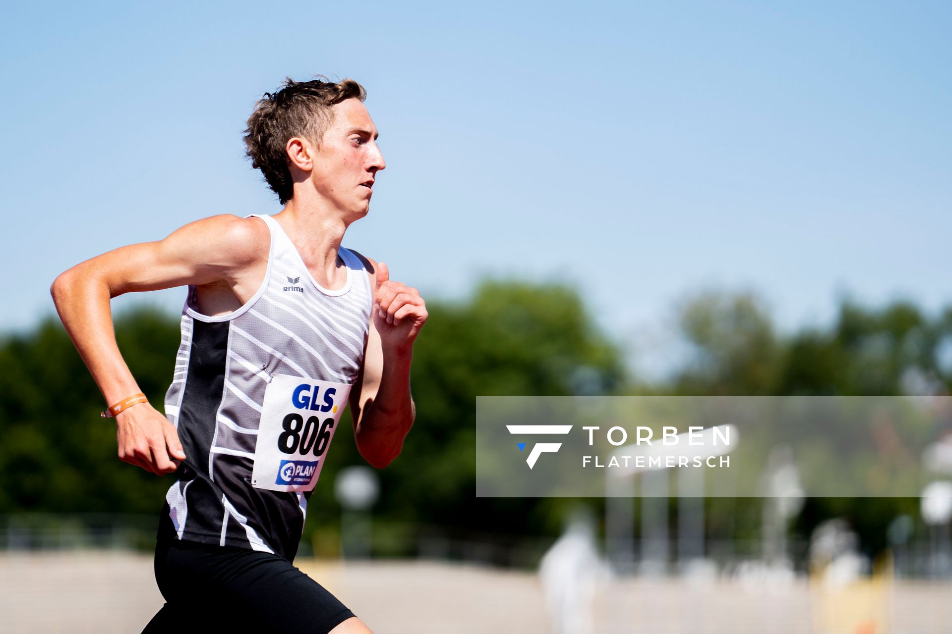 Benjamin Dern (LAZ Birkenfeld) ueber 3000m am 17.07.2022 waehrend den deutschen Leichtathletik-Jugendmeisterschaften 2022 in Ulm