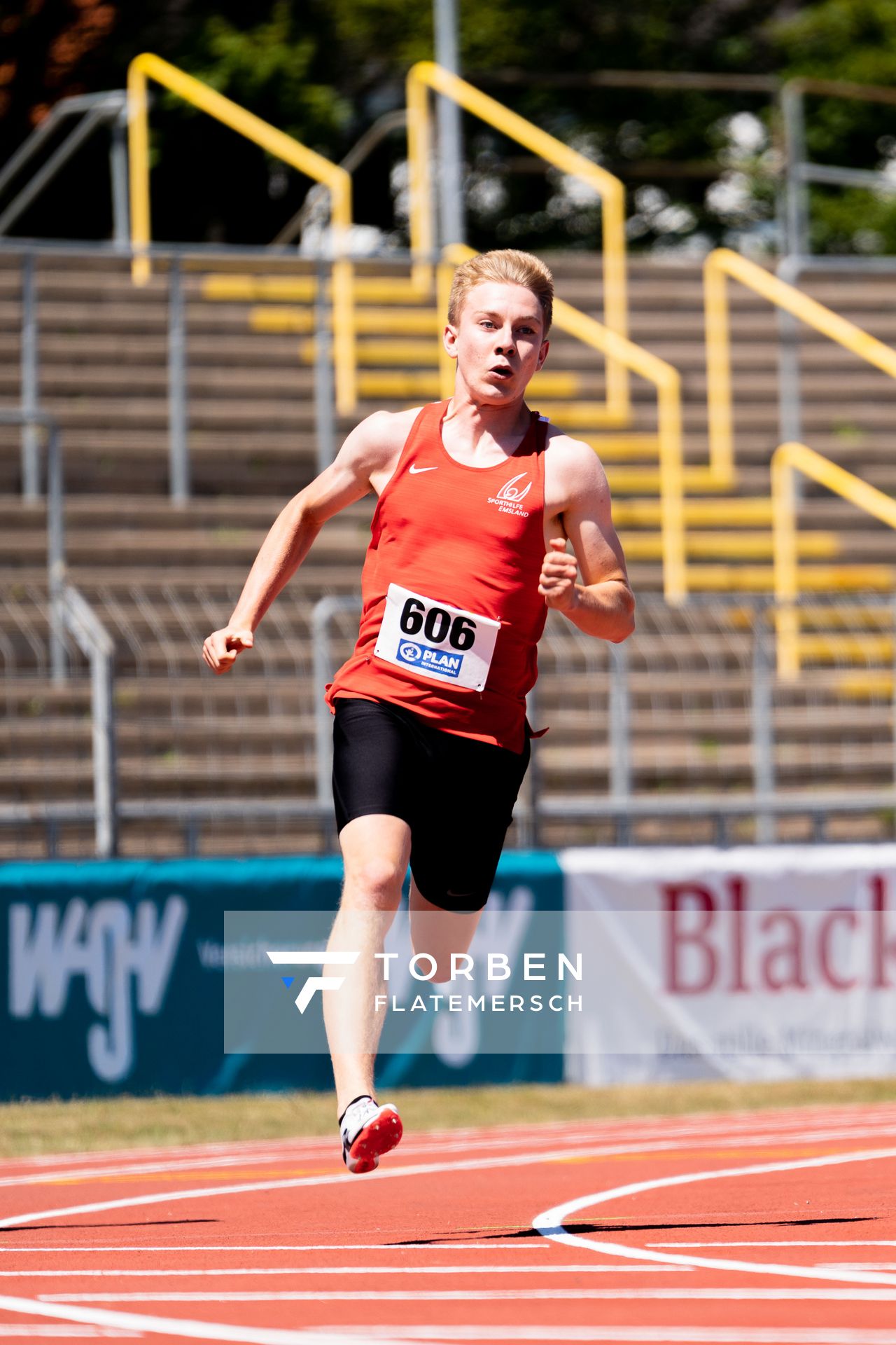 Thorben Finke (SV Sigiltra Soegel) ueber 200m am 17.07.2022 waehrend den deutschen Leichtathletik-Jugendmeisterschaften 2022 in Ulm