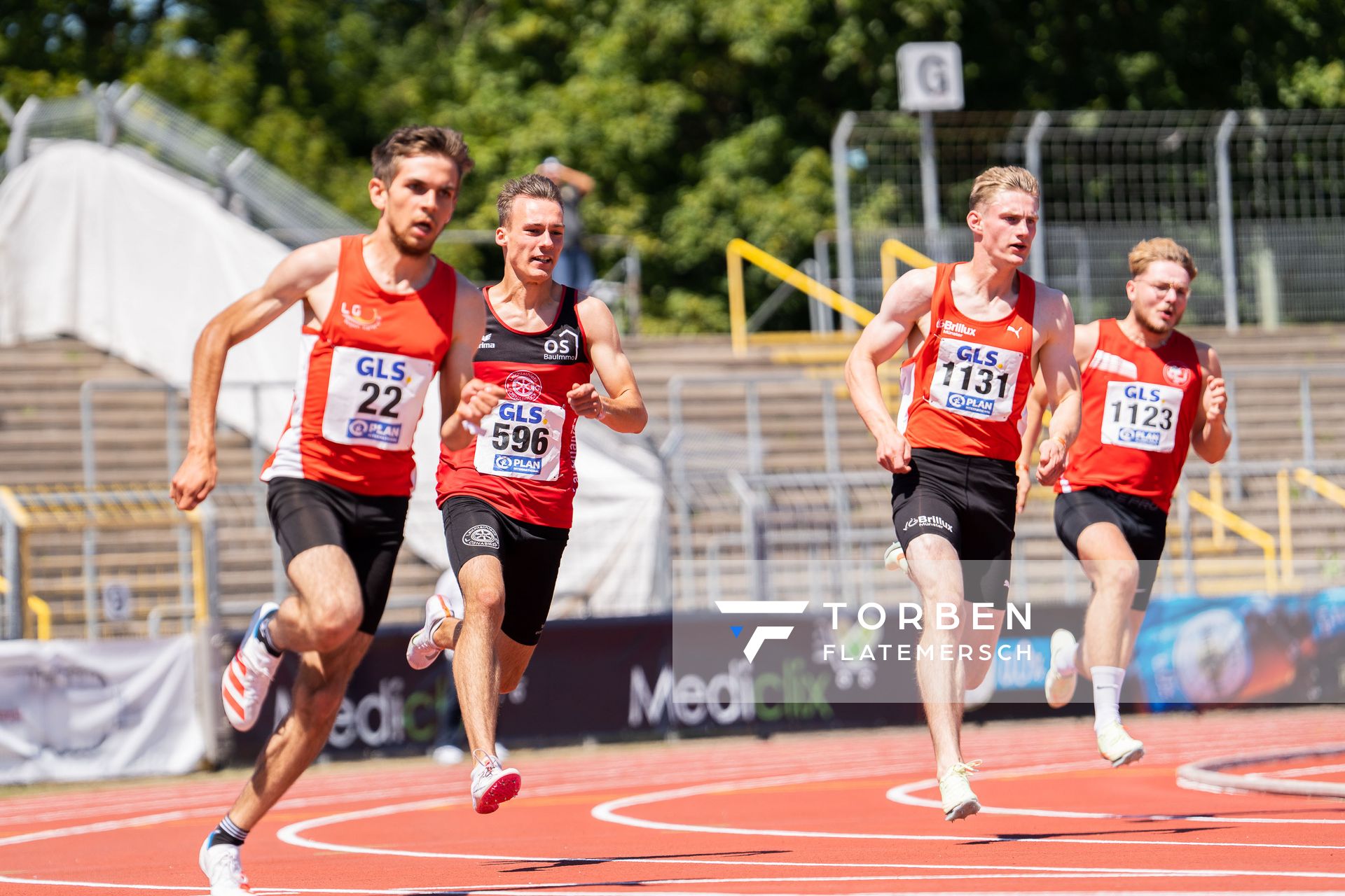 Heiko Gussmann (LG Region Karlsruhe), Florian Kroll (LG Osnabrueck), Bastian Sundermann (LG Brillux Muenster), Jan Eric Frehe (DJK Arminia Ibbenbueren) am 17.07.2022 waehrend den deutschen Leichtathletik-Jugendmeisterschaften 2022 in Ulm