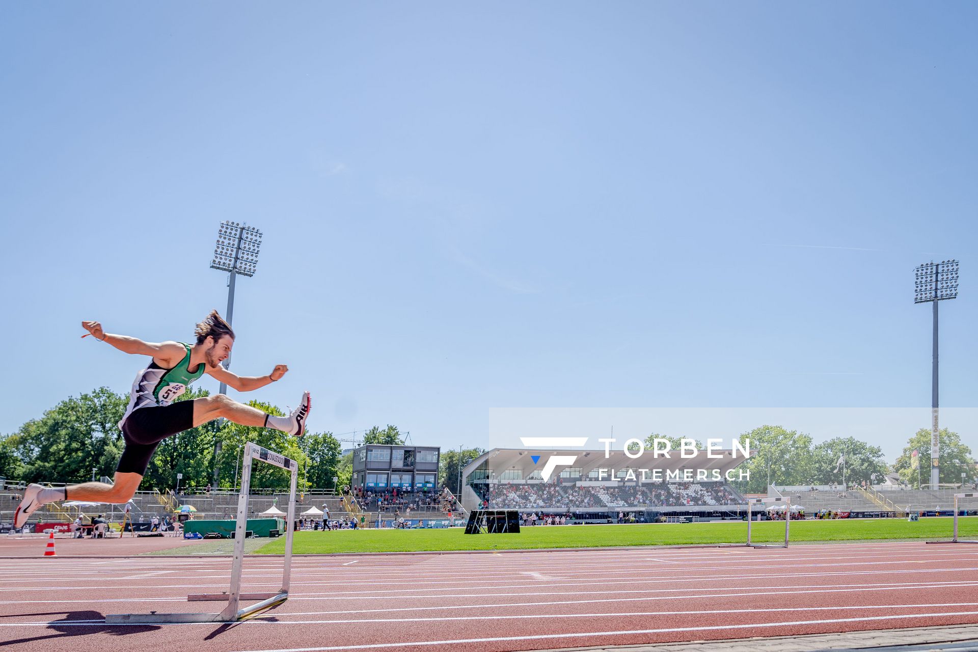 Niclas Jan Kaluza (Eintracht Hildesheim) im 400m Huerden Finale am 17.07.2022 waehrend den deutschen Leichtathletik-Jugendmeisterschaften 2022 in Ulm