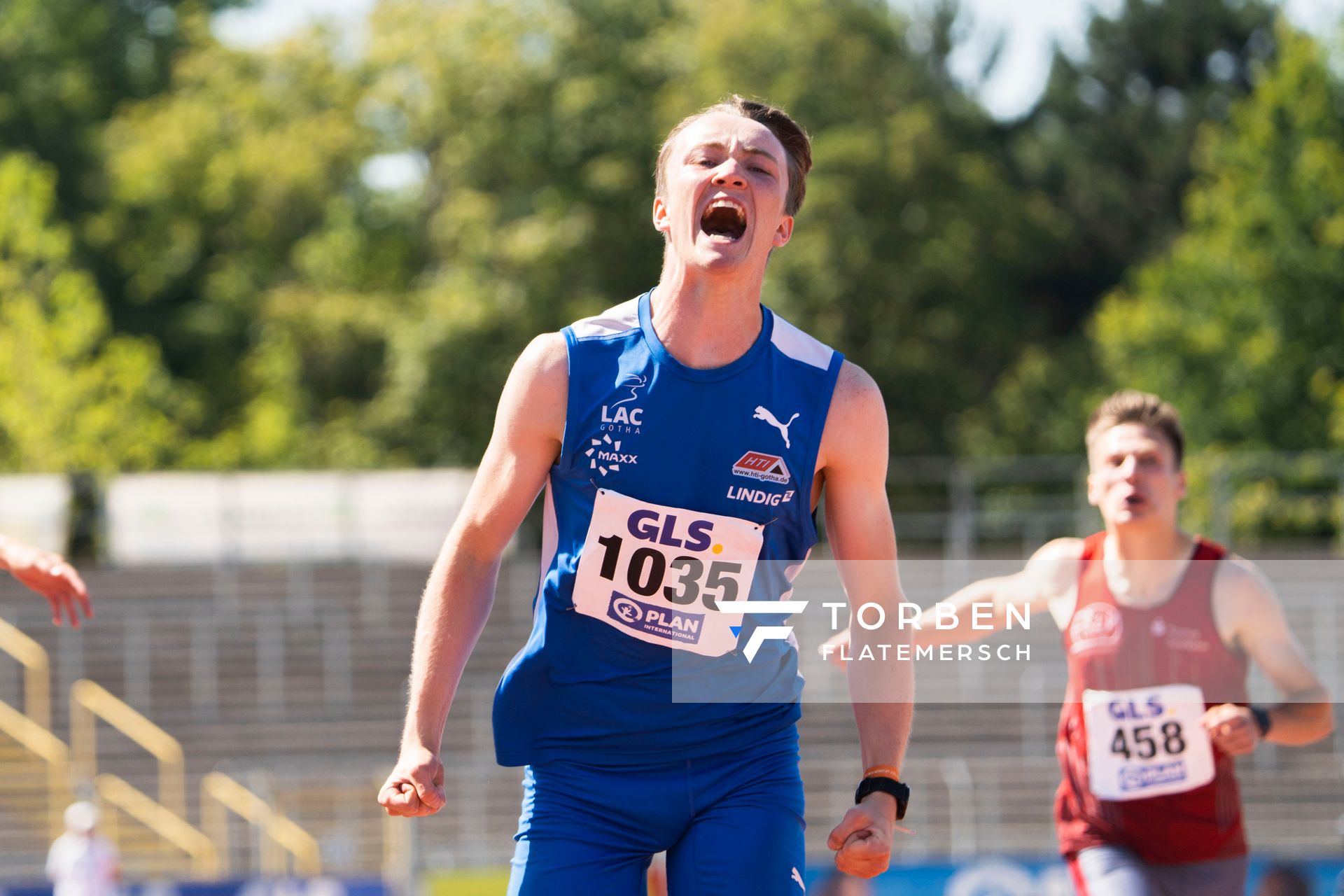 Benedikt Thomas Wallstein (Gothaer Leichtathletik Centrum) gewinnt die 200m in der U18 am 17.07.2022 waehrend den deutschen Leichtathletik-Jugendmeisterschaften 2022 in Ulm