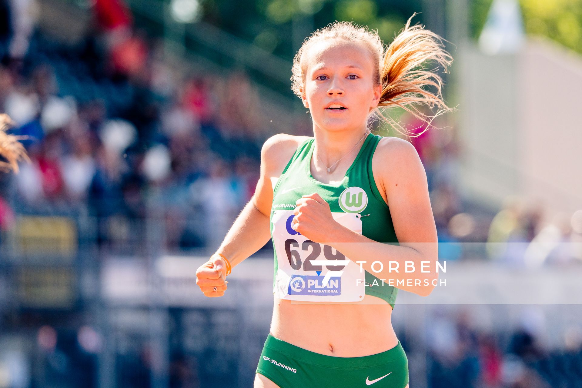 Nele Jaworski (VfL Wolfsburg) im 200m Finale am 17.07.2022 waehrend den deutschen Leichtathletik-Jugendmeisterschaften 2022 in Ulm