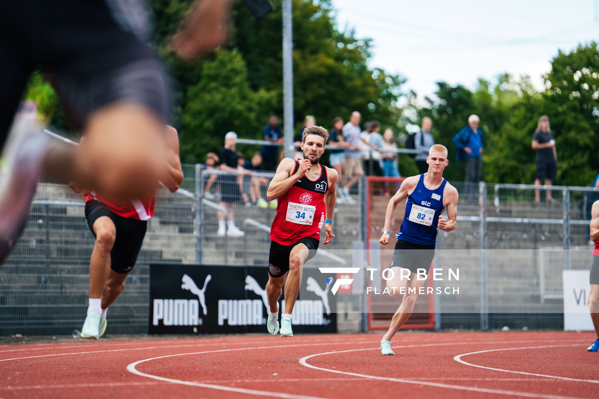 Fabian Dammermann (LG Osnabrueck) ueber 400m am 06.08.2022 beim Lohrheide-Meeting im Lohrheidestadion in Bochum-Wattenscheid