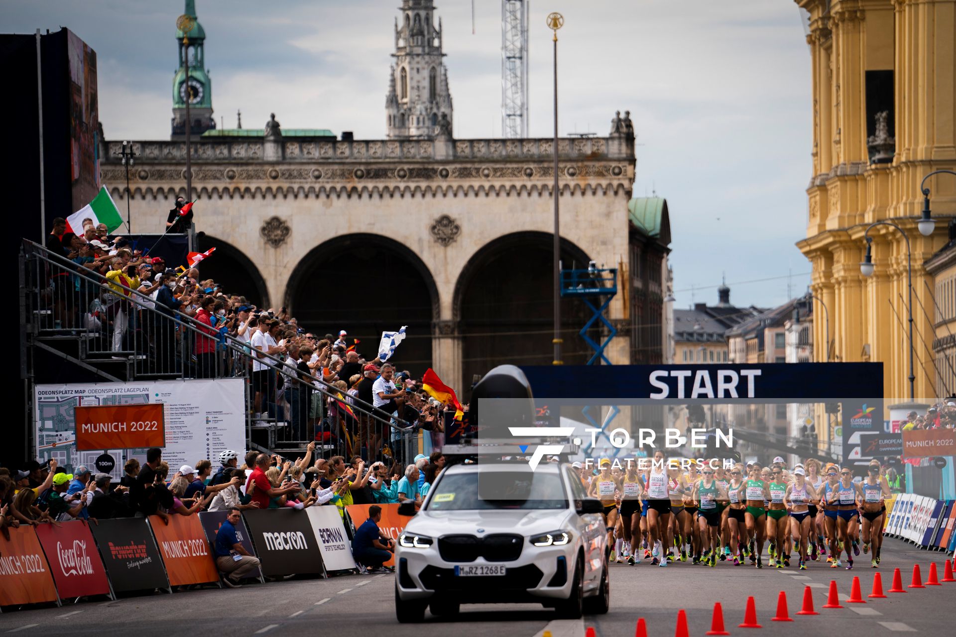 Start der Frauen; Marathon am 15.08.2022 bei den Leichtathletik-Europameisterschaften in Muenchen