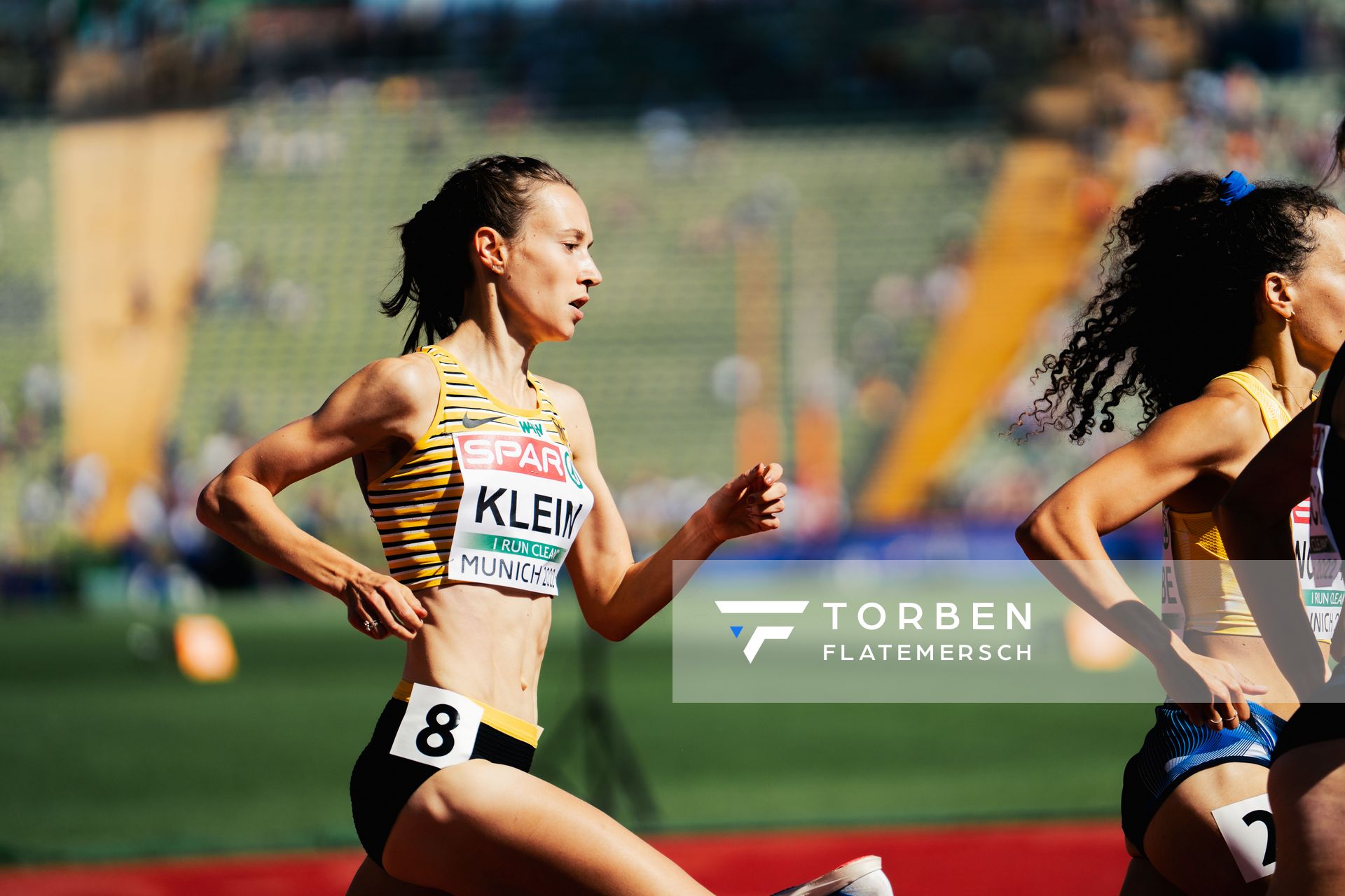 Hanna Klein (GER) im Vorlauf 1500m am 16.08.2022 bei den Leichtathletik-Europameisterschaften in Muenchen