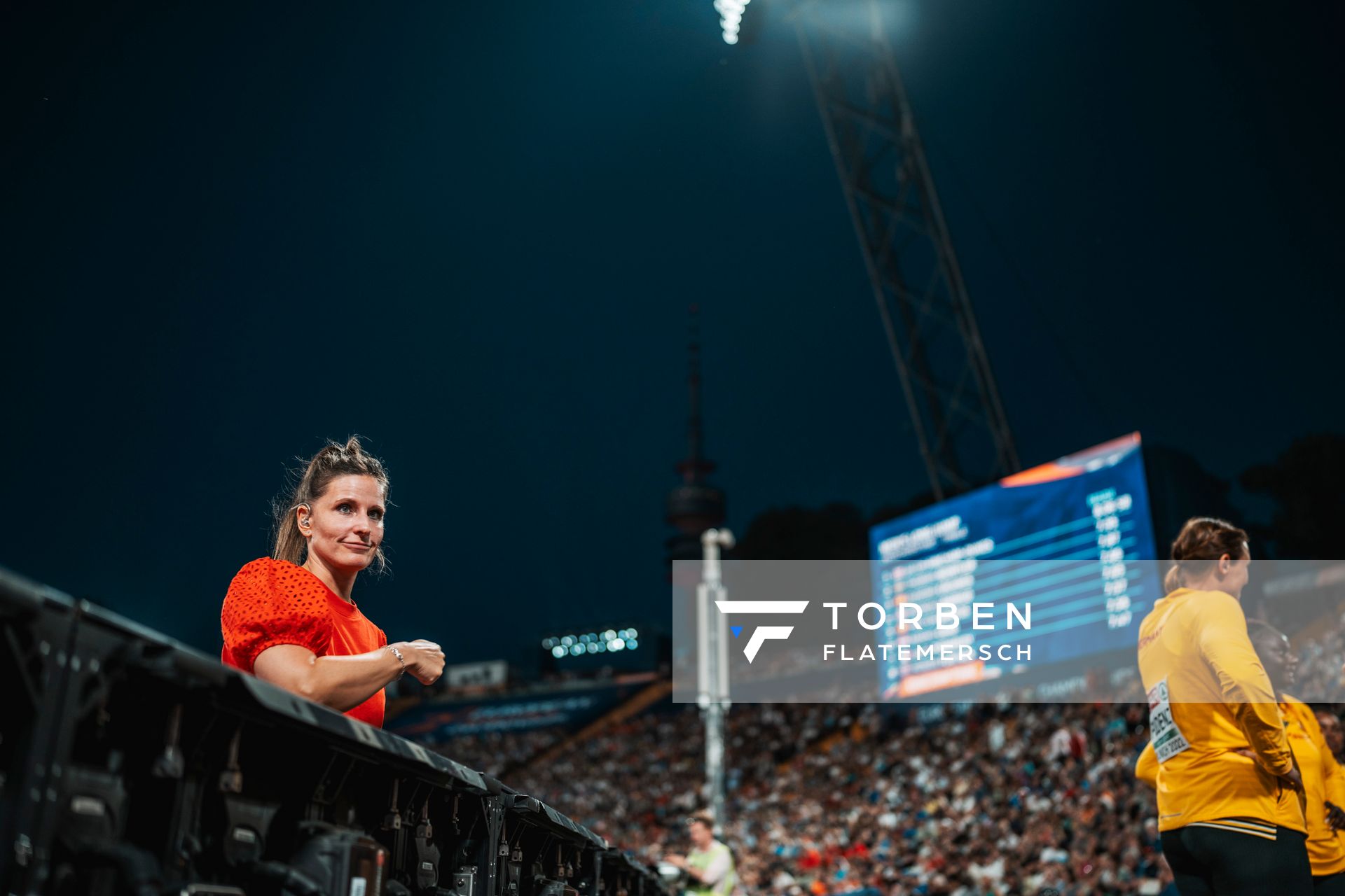 Moderatorin Julia Nestle am 16.08.2022 bei den Leichtathletik-Europameisterschaften in Muenchen