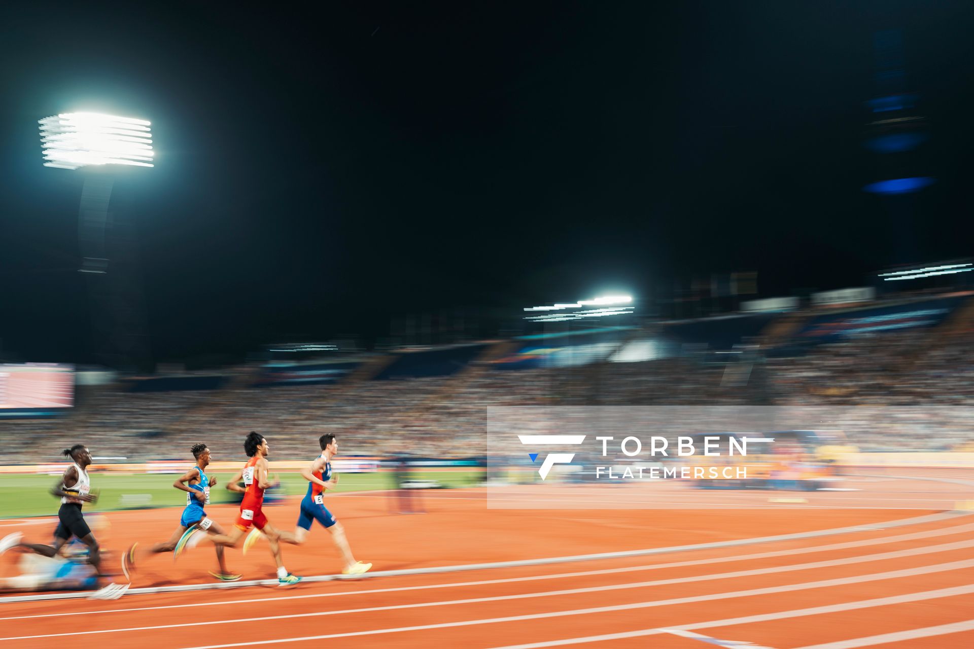 5000m Finale der Maenner mit Jakob Ingebrigtsen (NOR), Mohamed Katir (ESP), Yemaneberhan Crippa (ITA) und Isaac Kimeli (BEL) am 16.08.2022 bei den Leichtathletik-Europameisterschaften in Muenchen