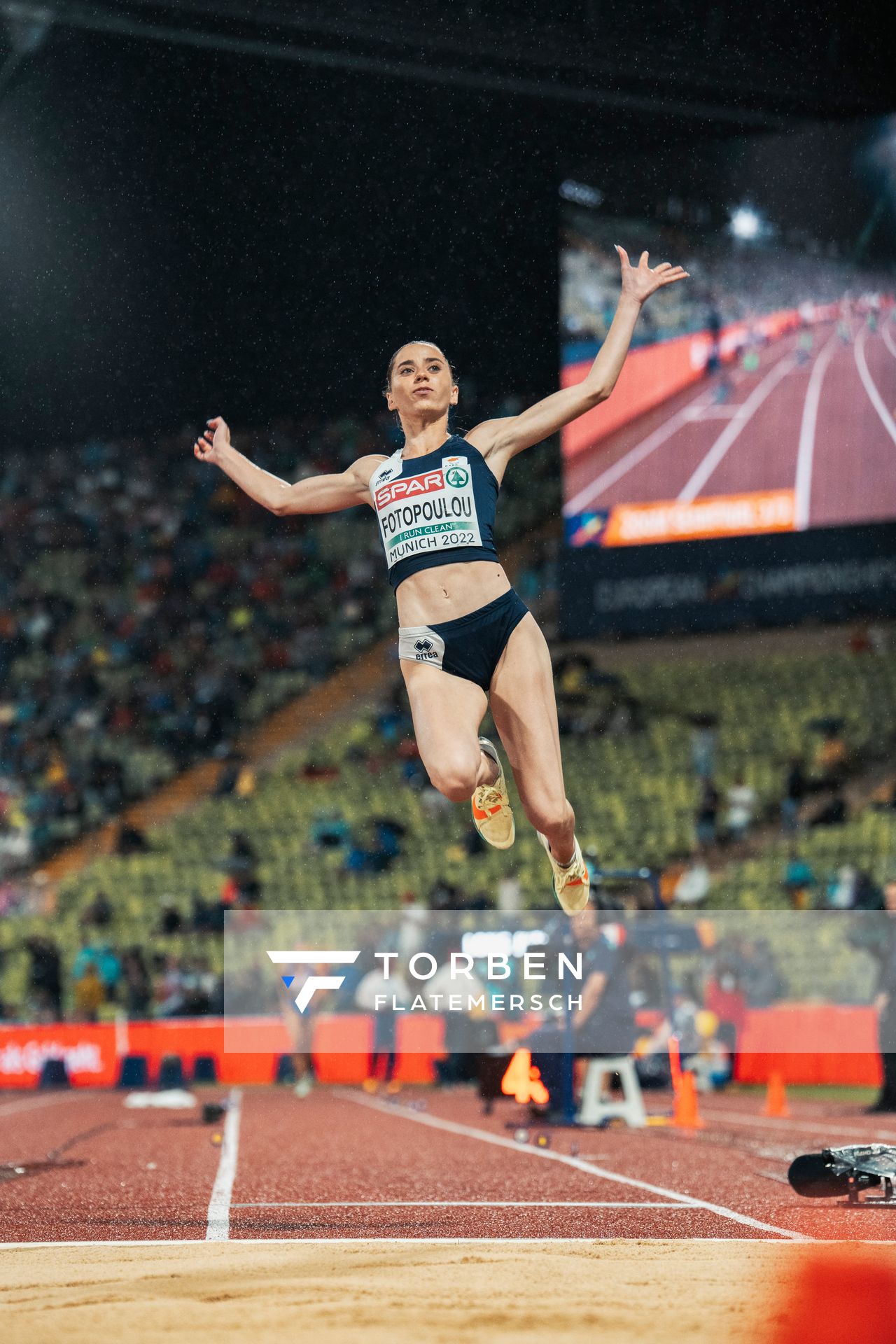 Filippa Fotopoulou (CYP) im Weitsprung am 18.08.2022 bei den Leichtathletik-Europameisterschaften in Muenchen