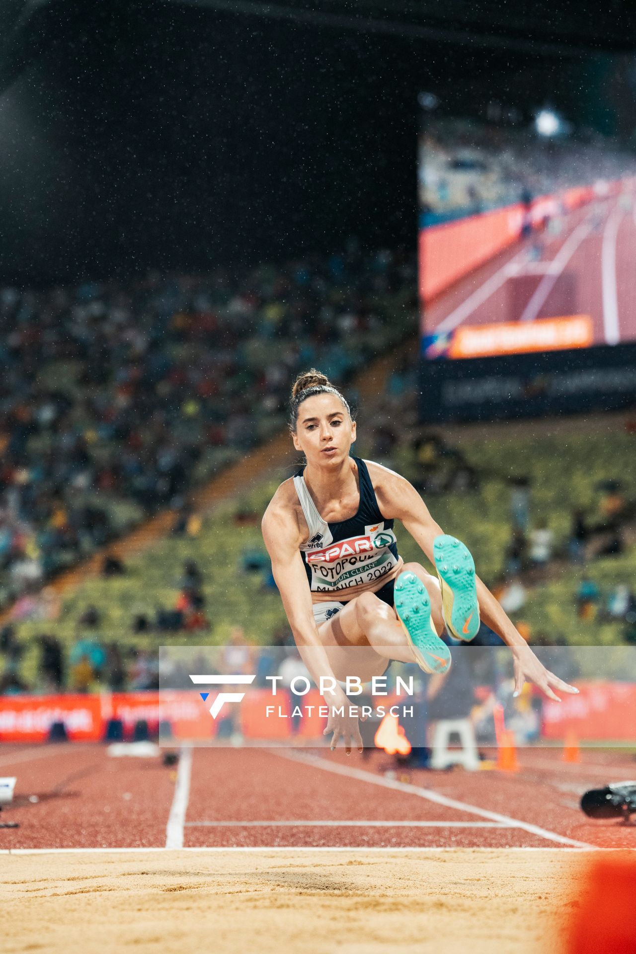 Filippa Fotopoulou (CYP) im Weitsprung am 18.08.2022 bei den Leichtathletik-Europameisterschaften in Muenchen