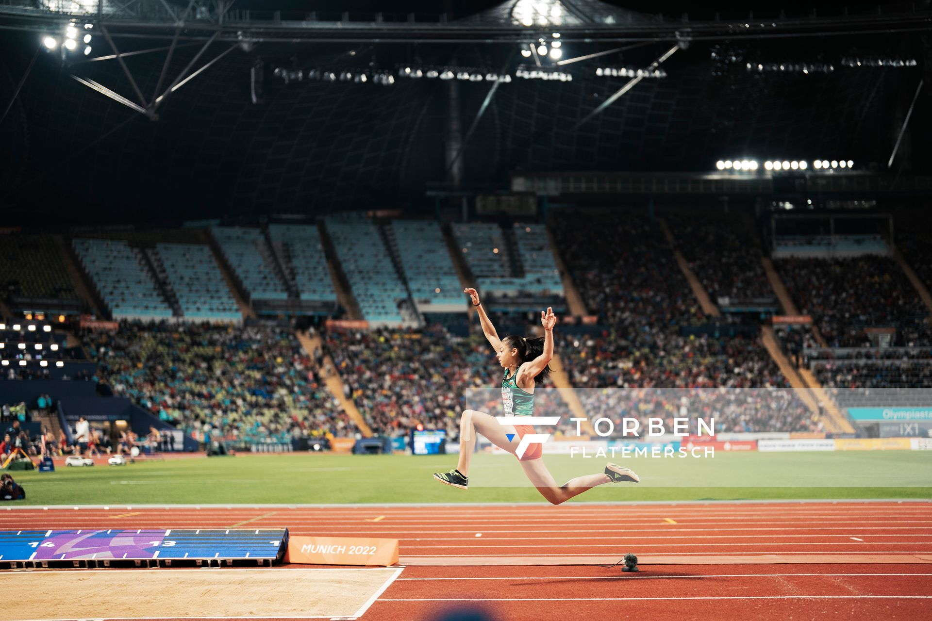 Aleksandra Nacheva (BUL) im Dreisprung am 19.08.2022 bei den Leichtathletik-Europameisterschaften in Muenchen