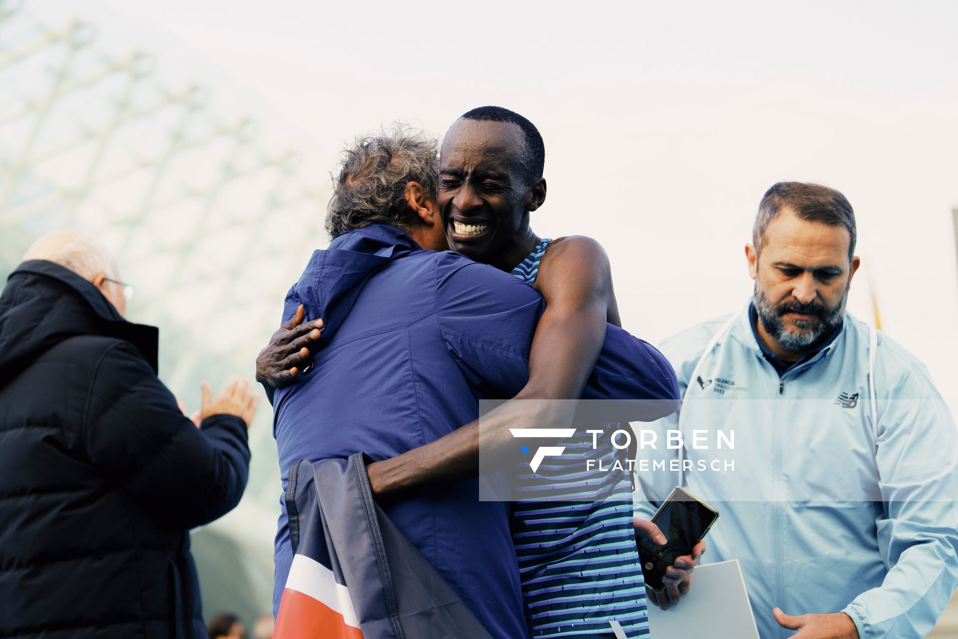 Kelvin Kiptum (KEN) gewinnt den Marathon mit Streckenrekord am 04.12.2022 beim 42th Valencia Marathon Trinidad Alfonso 2022